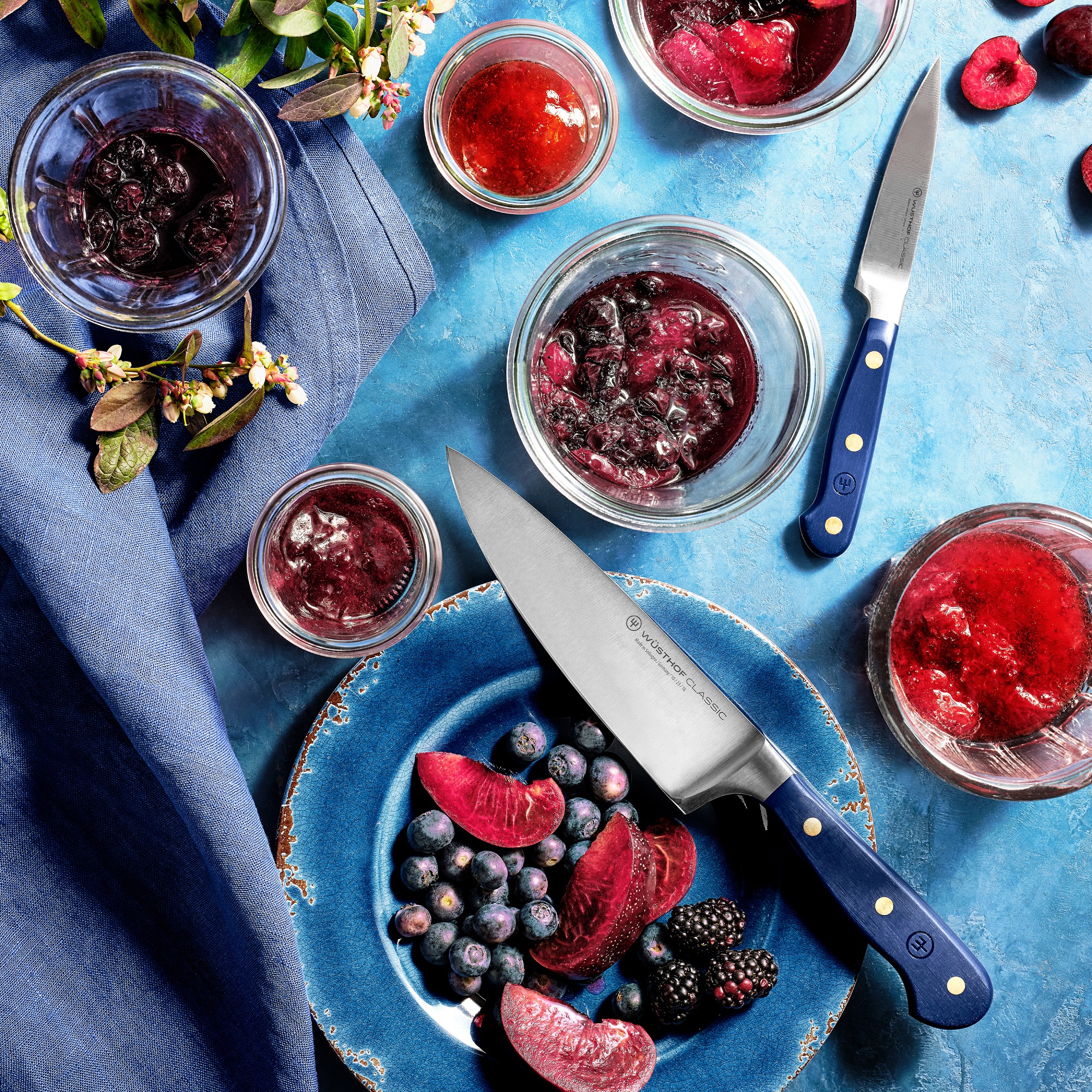 Wüsthof Classic Hollow-Edge Santoku Knife