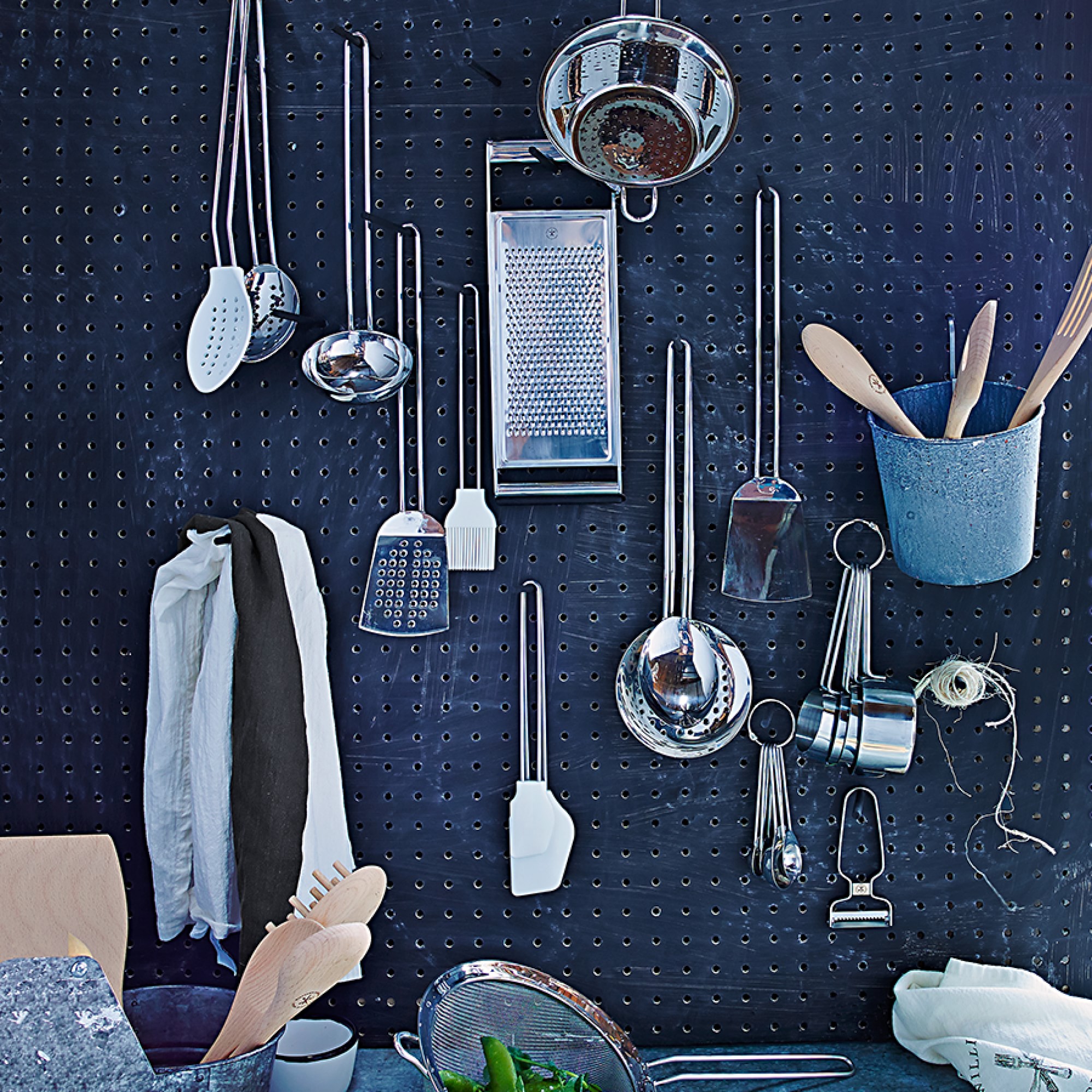 Open Kitchen by Williams Sonoma Beechwood Slotted Turner