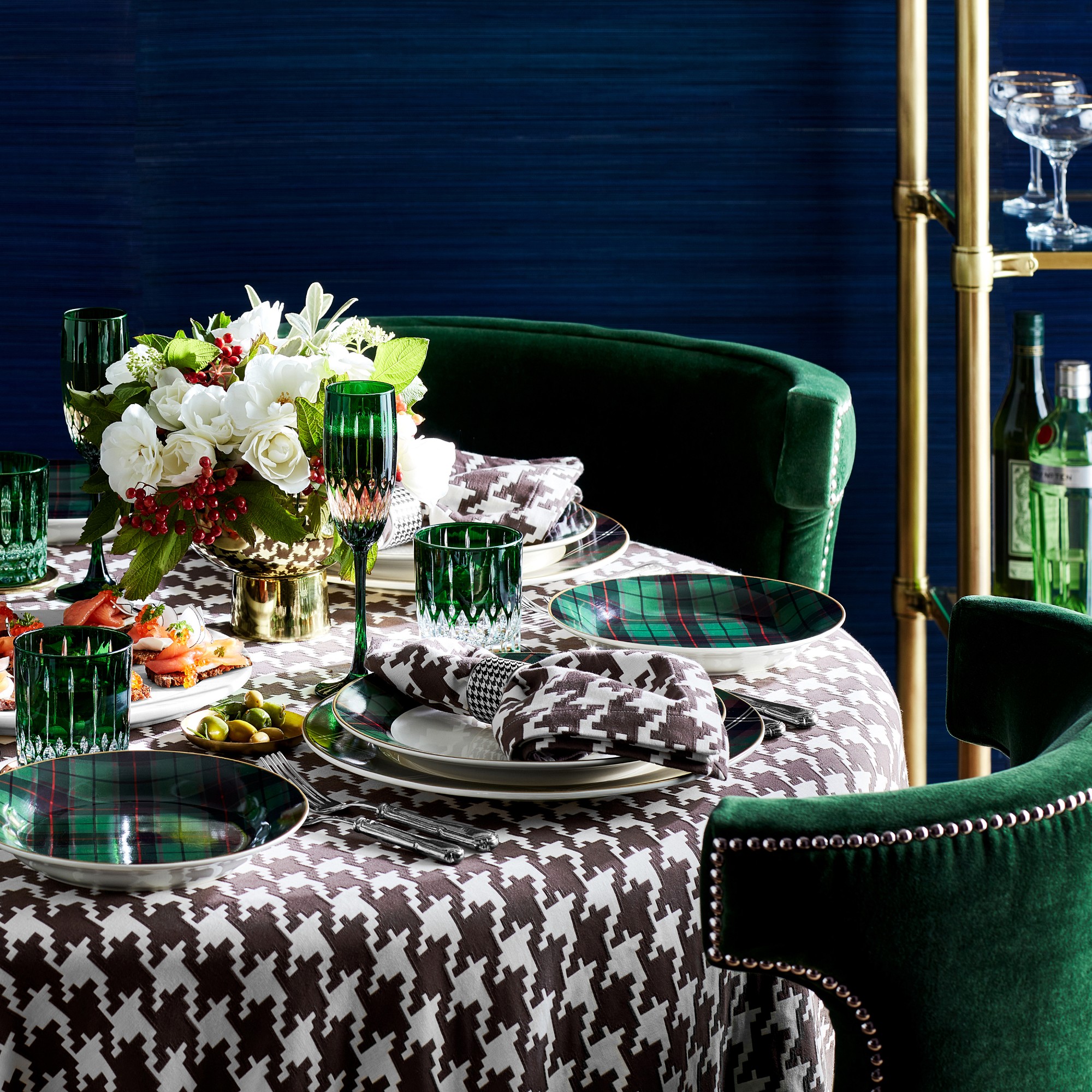 Classic Green Tartan Charger