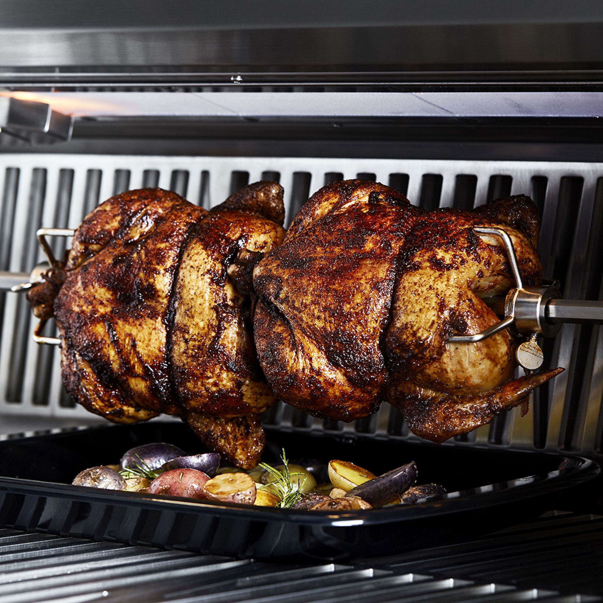 Hestan 42 Deluxe Grill With Double Side Burners