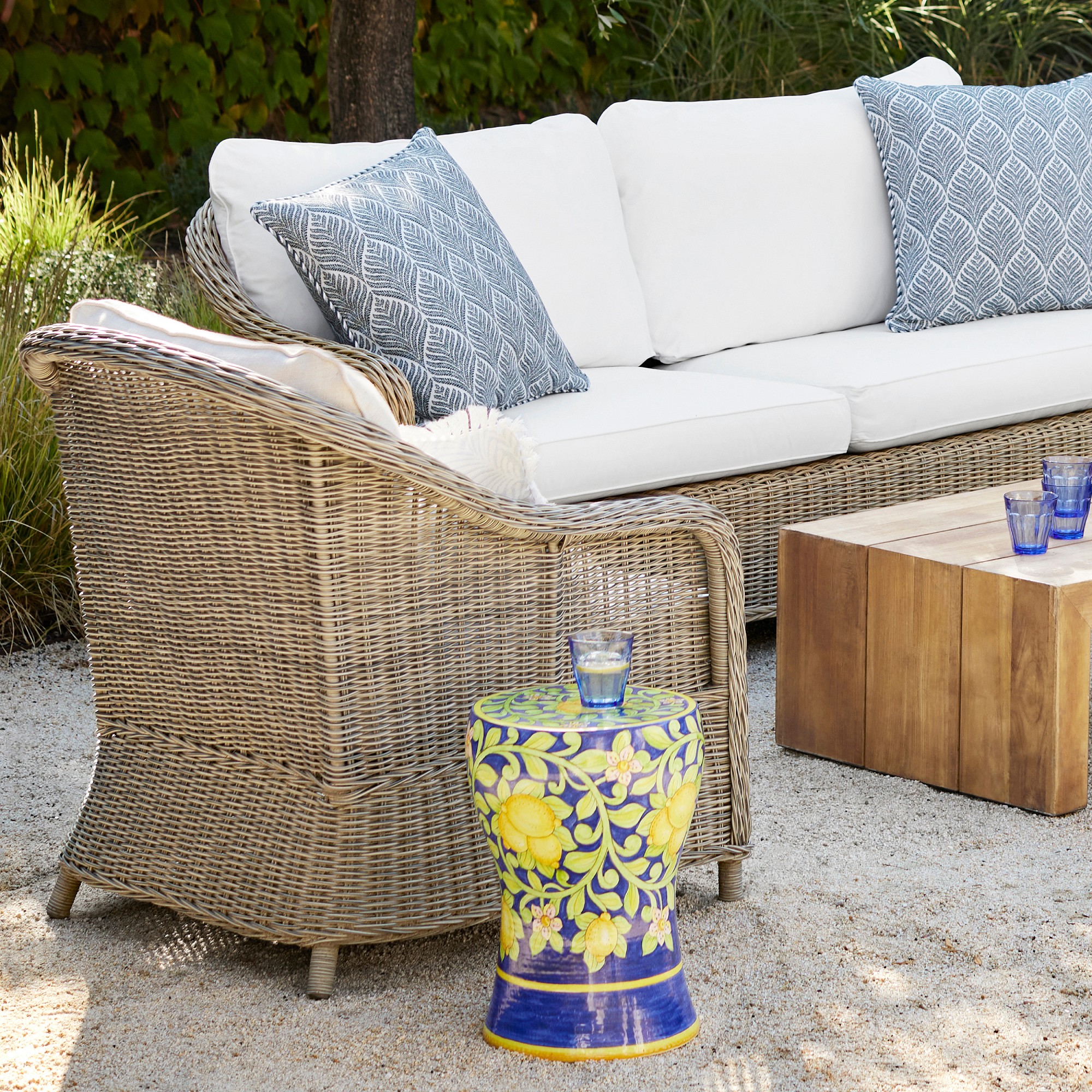 Ceramic Lemon Accent Table (13)