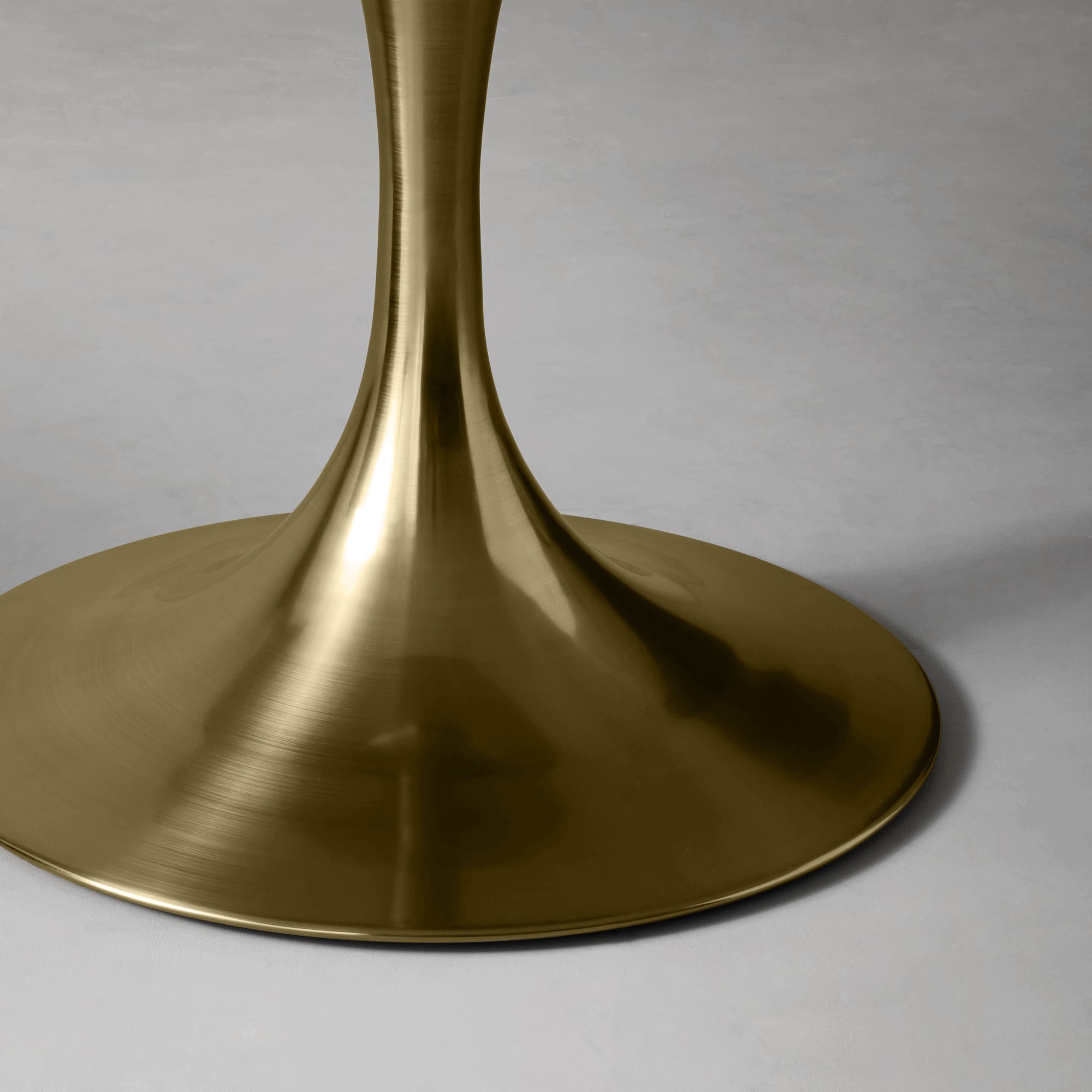 Tulip Round Pedestal Dining Table (42-56)