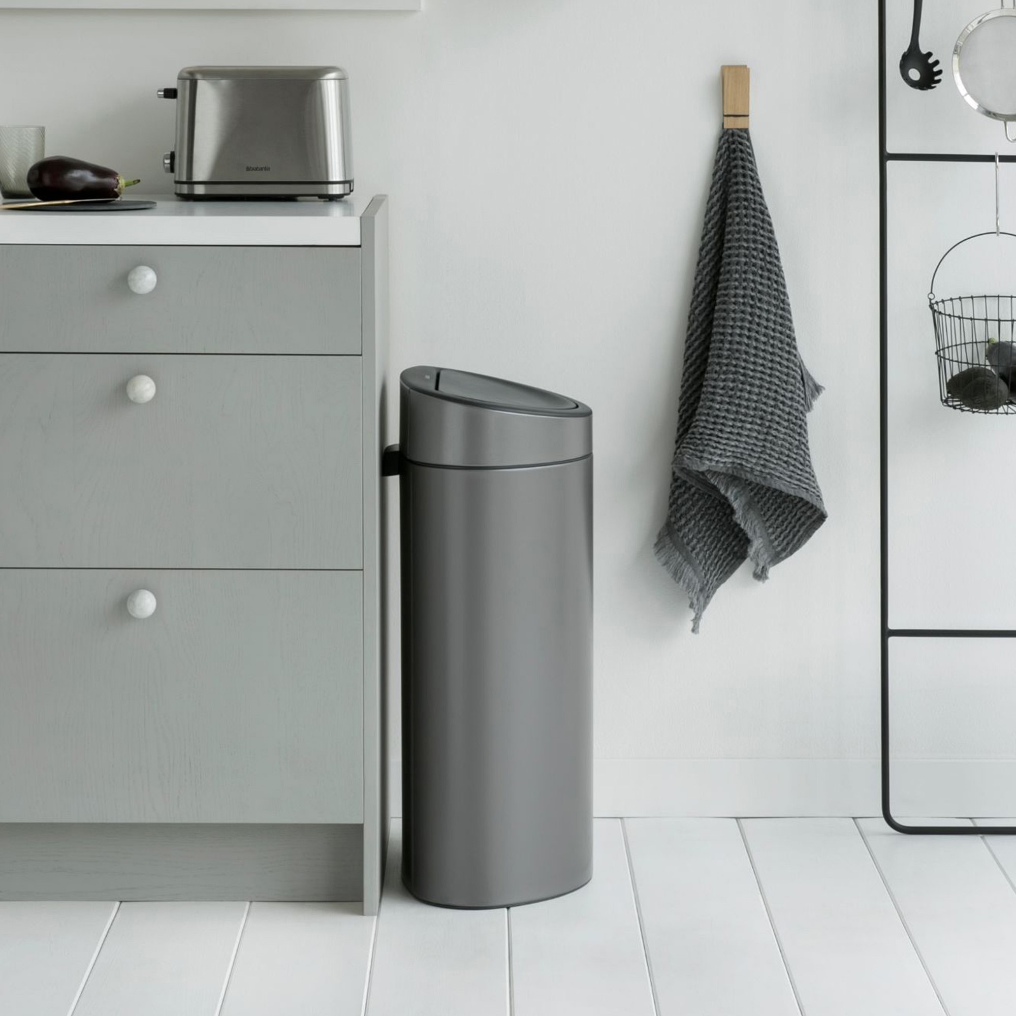 Brabantia Touch Top Trash Can, 10.6 Gallon