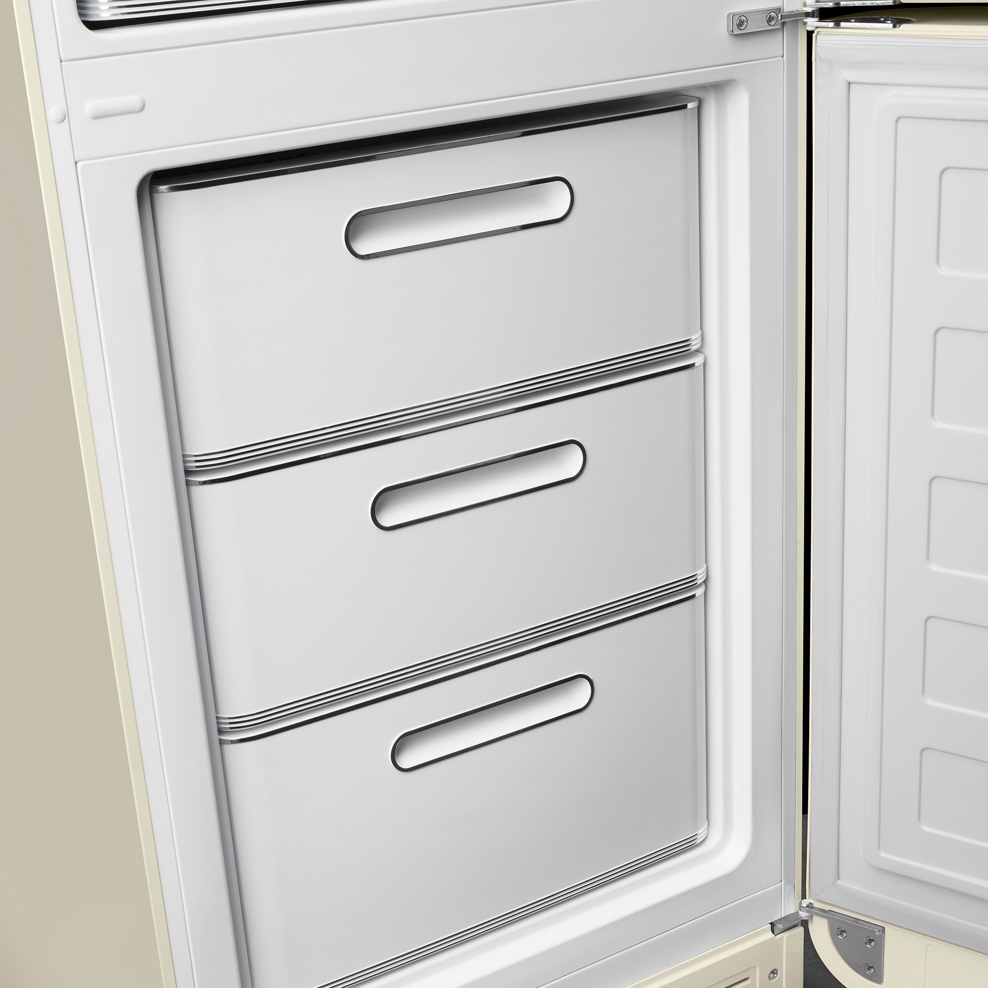 SMEG 50's Style Retro FAB 32 Refrigerator with Freezer