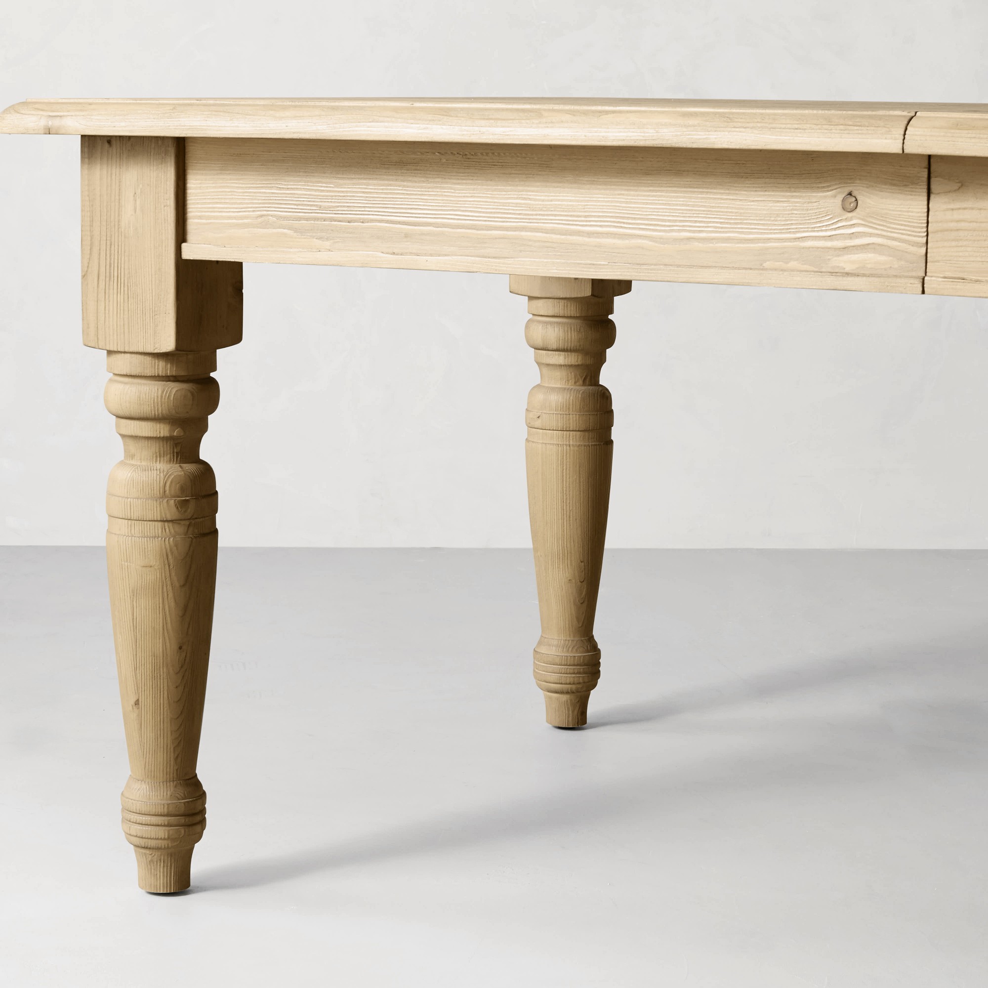 Harvest Extendable Rectangular Dining Table (72-116)