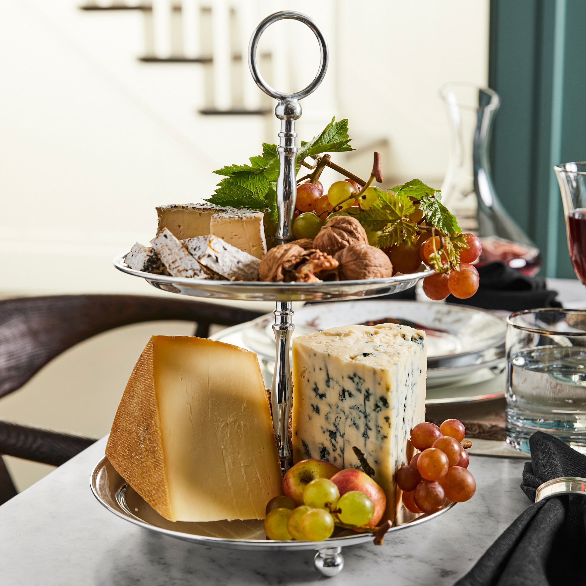 Heirloom Silver 2-Tiered Stand