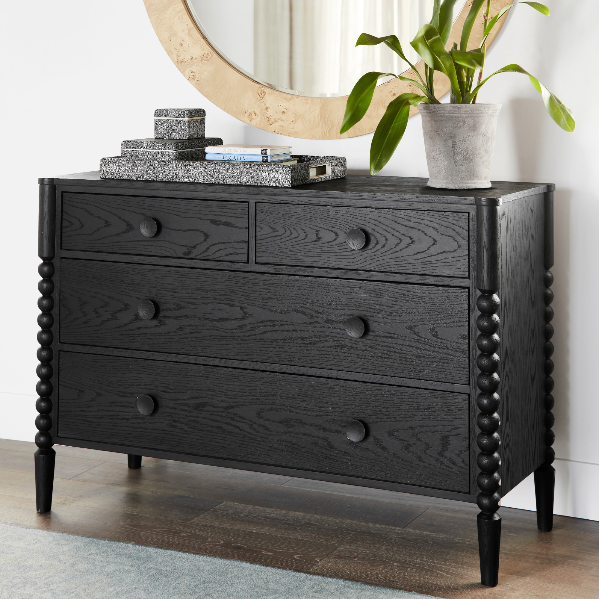 Spindle 4-Drawer Dresser (50)