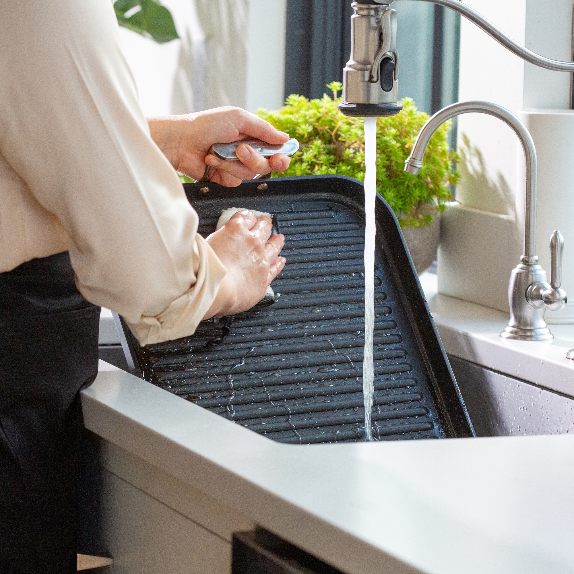 All-Clad NS™ Pro Nonstick Double Burner Griddle