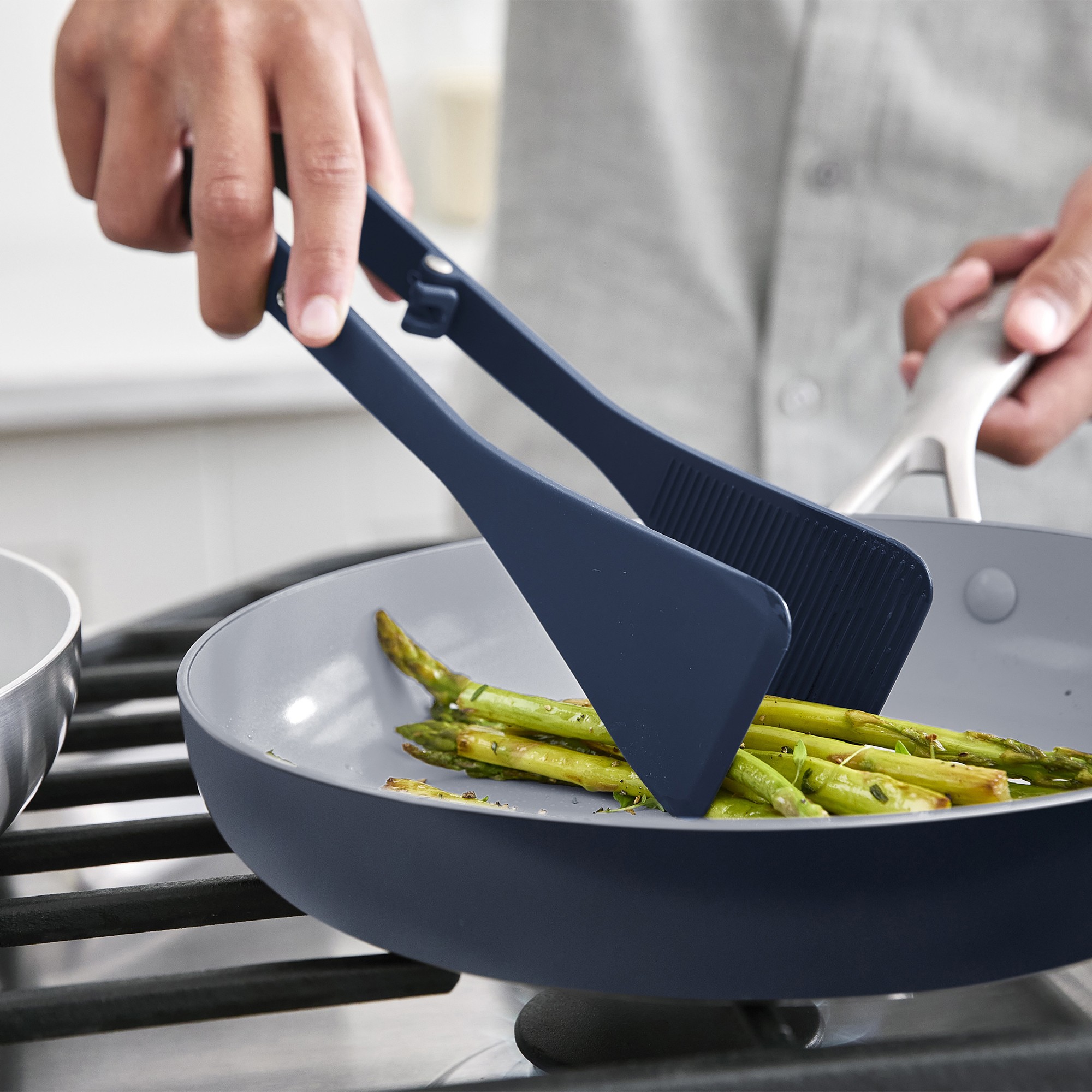 GreenPan™ Premiere Silicone Wide Tongs