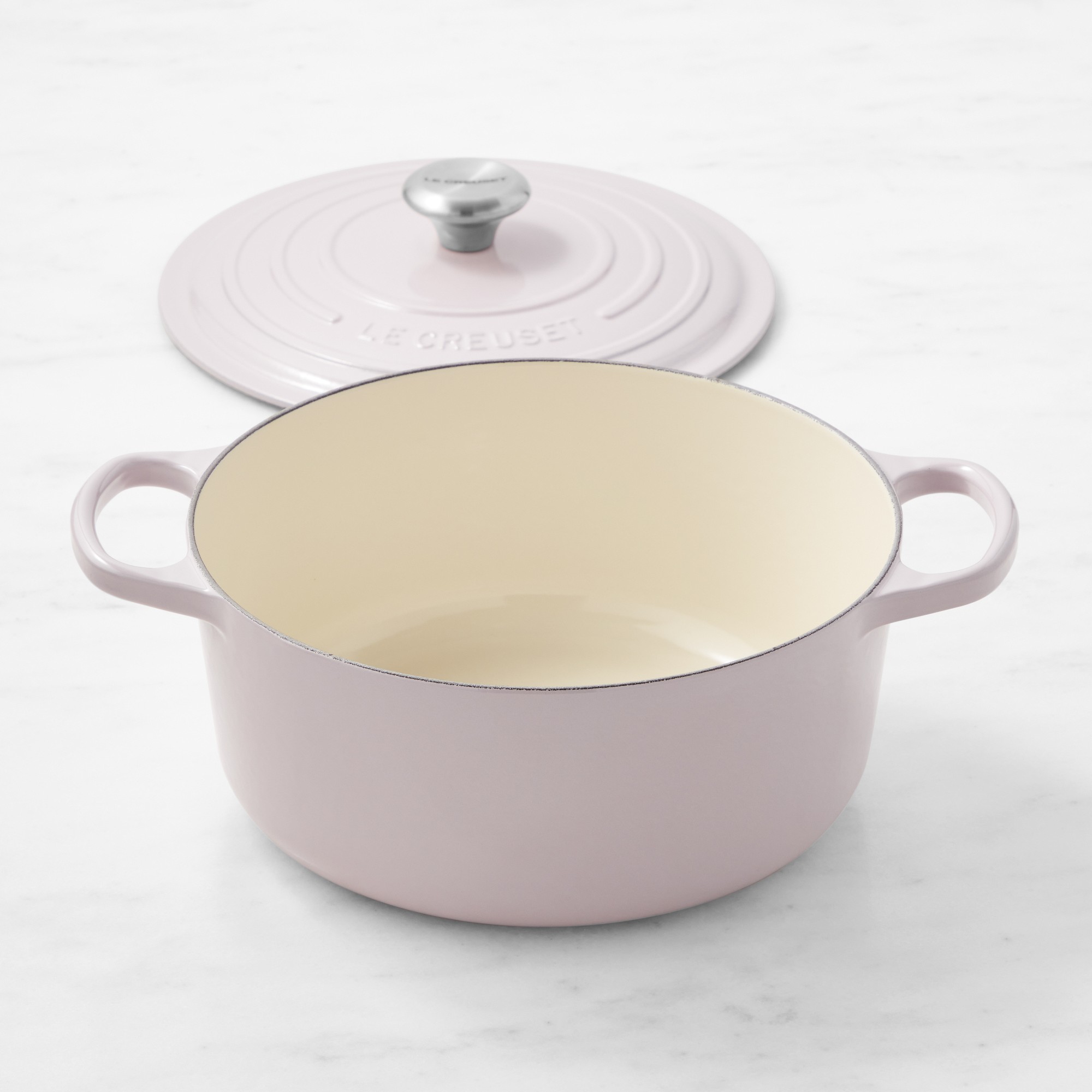 Le Creuset Signature Enameled Cast Iron Round Dutch Oven