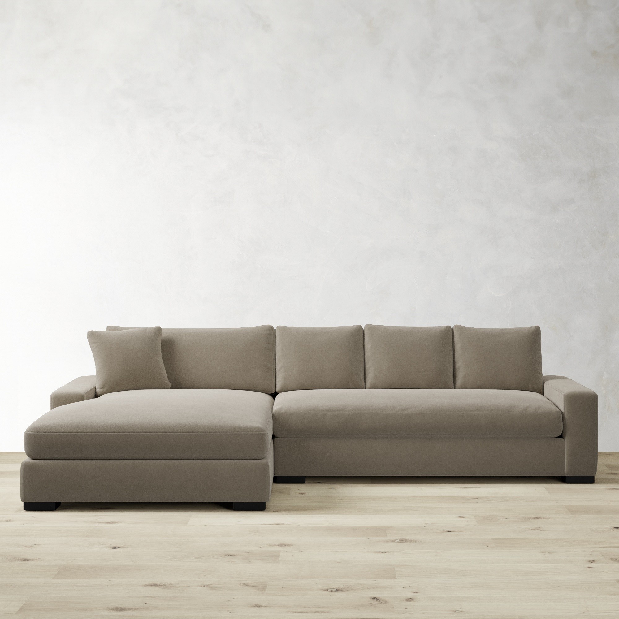 Robertson 2-Piece L-Shape Sectional with Chaise (132)