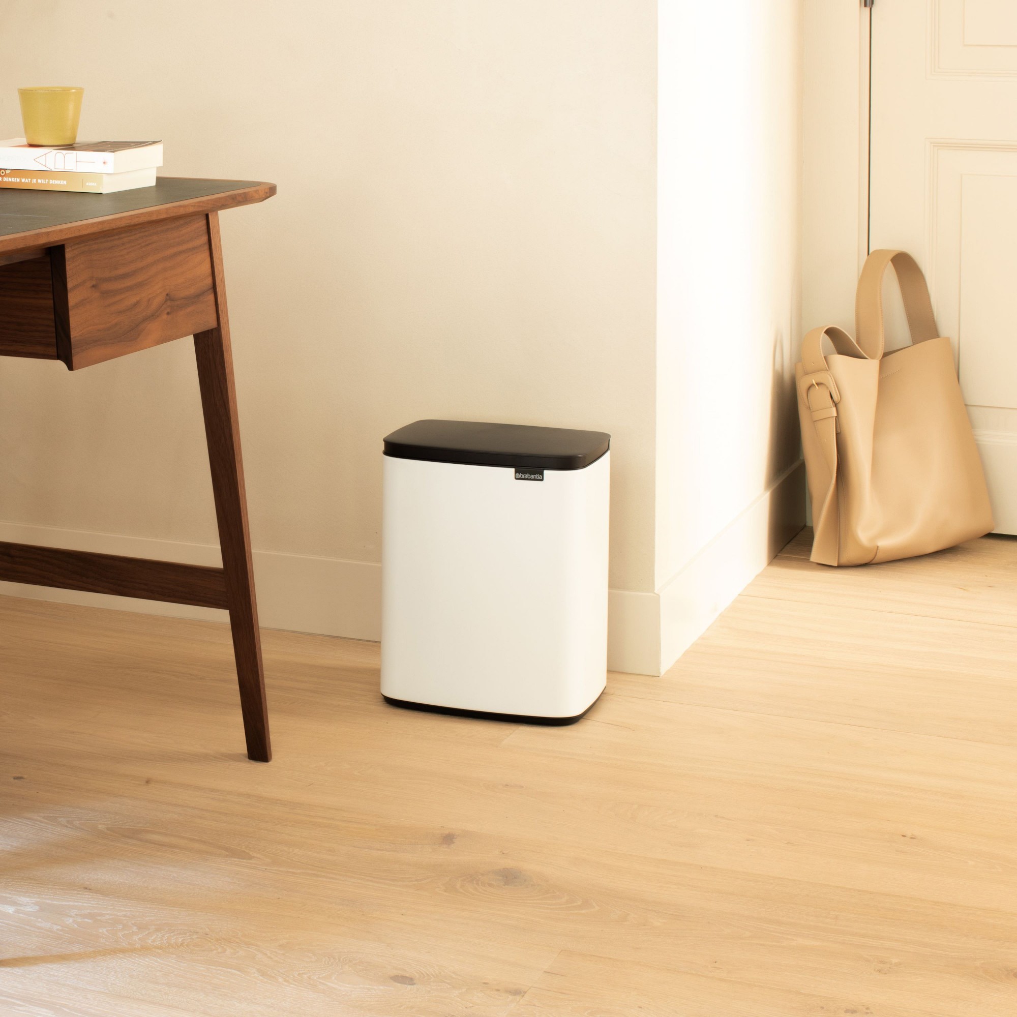 Brabantia Bo Single Compartment Trash Can, 3.2-Gallon