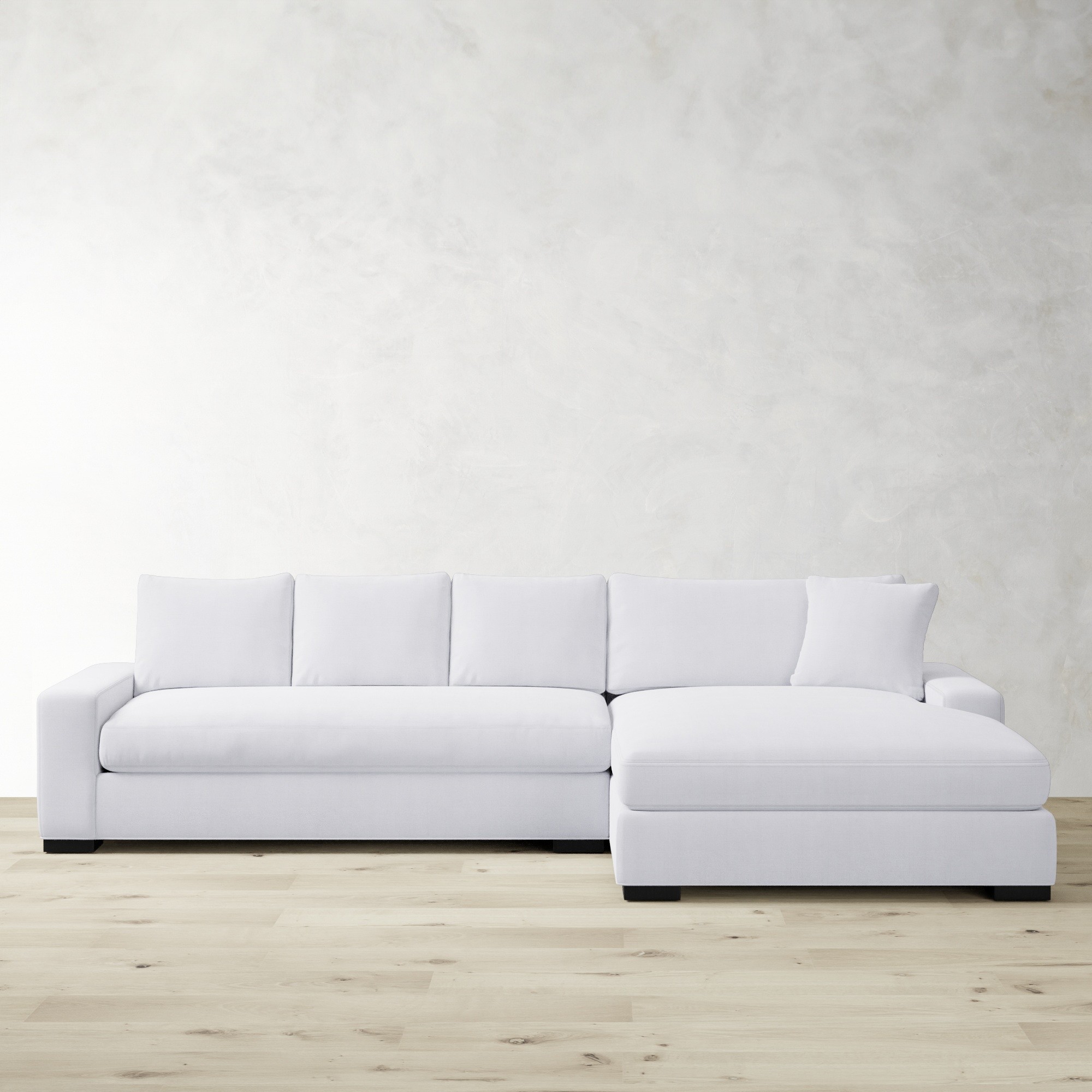 Robertson 2-Piece L-Shape Sectional with Chaise (132)