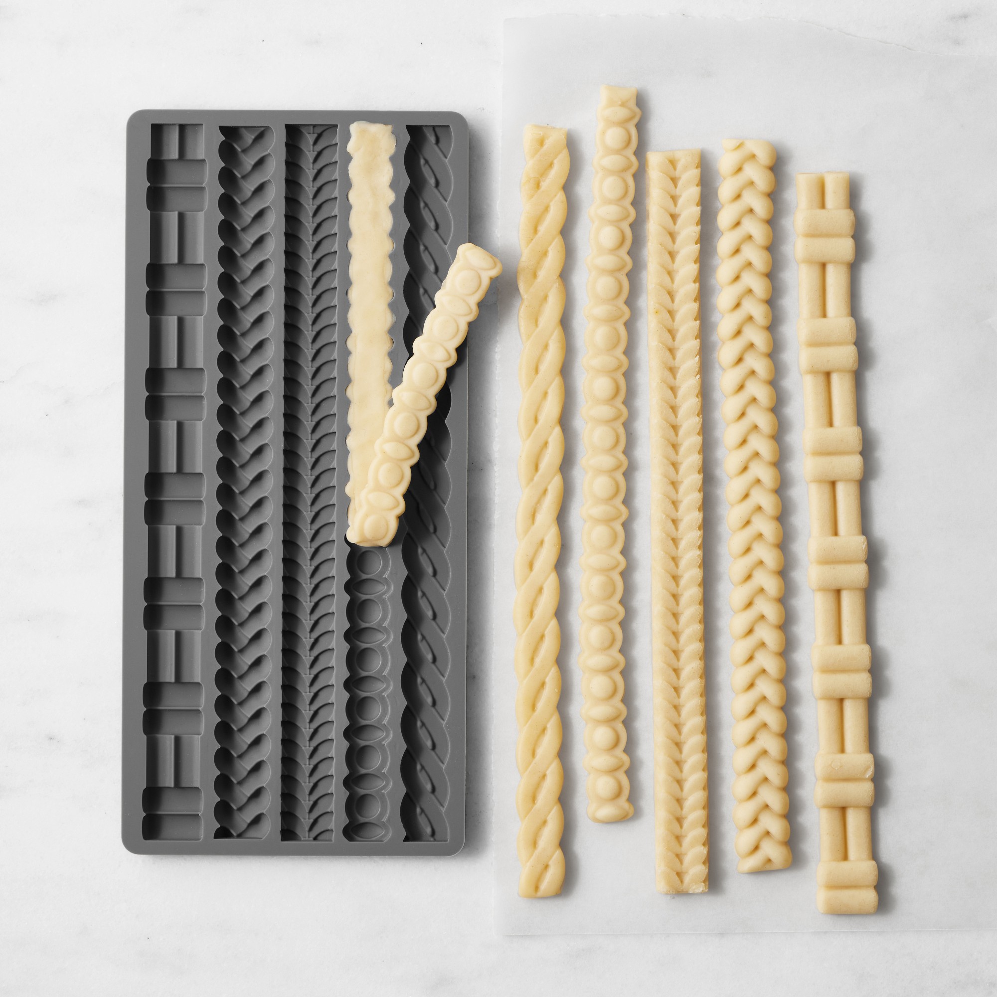 Williams Sonoma Silicone Perfect Pie Crust Mold