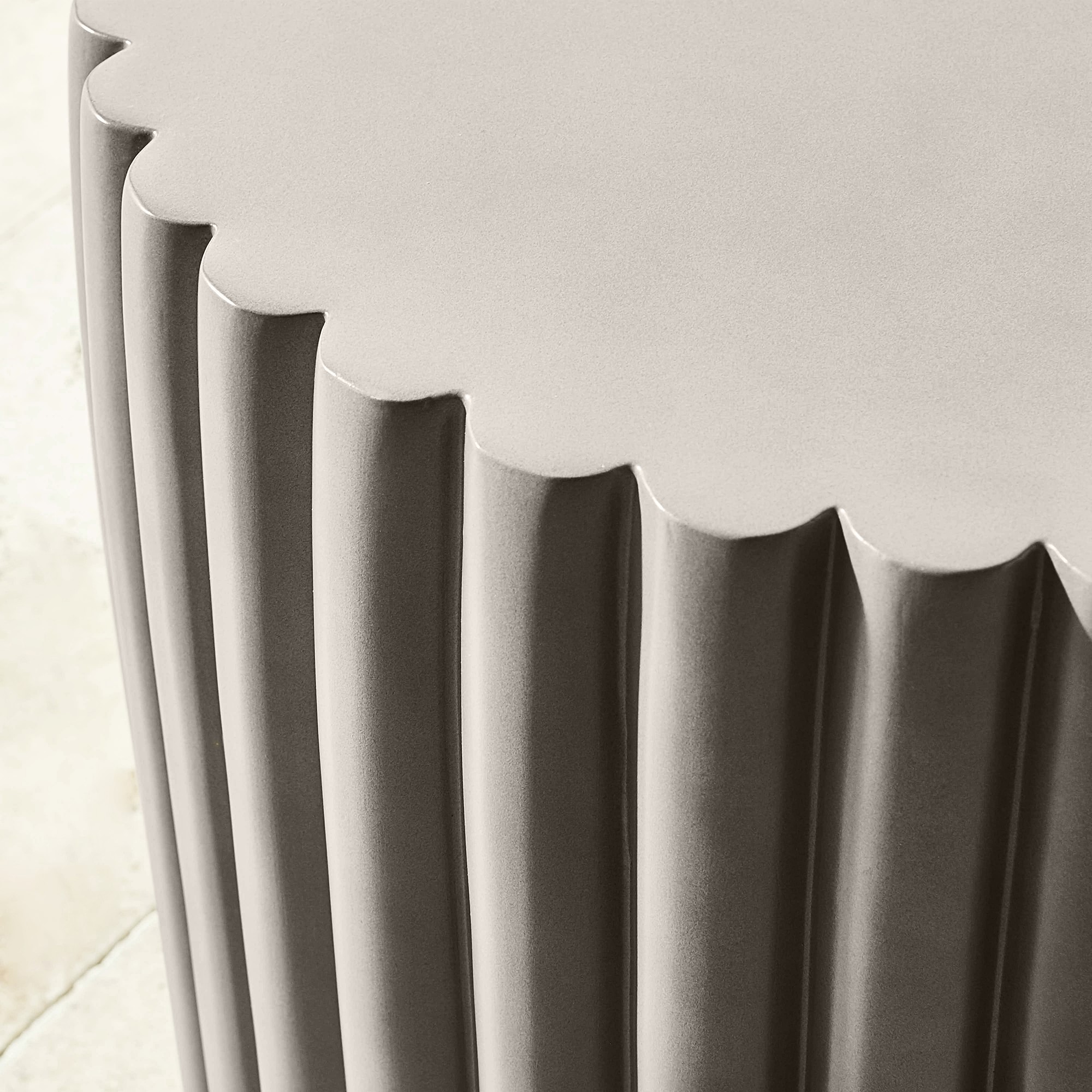 Tropea Fluted Accent Table (18)