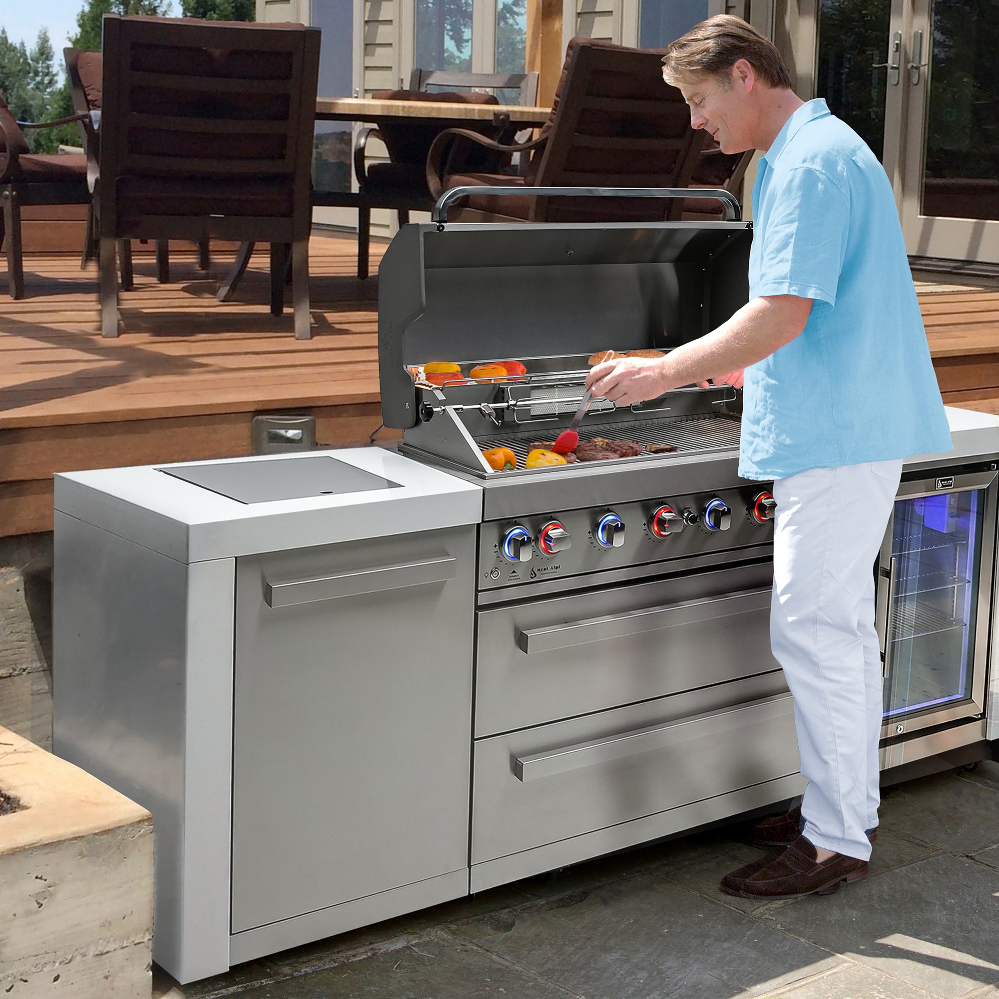 Mont Alpi 805 Deluxe Island with Fridge