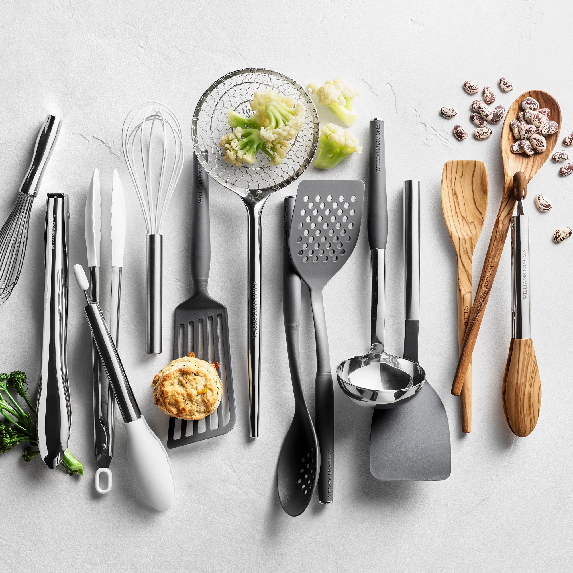 Williams Sonoma Olivewood Locking Tongs