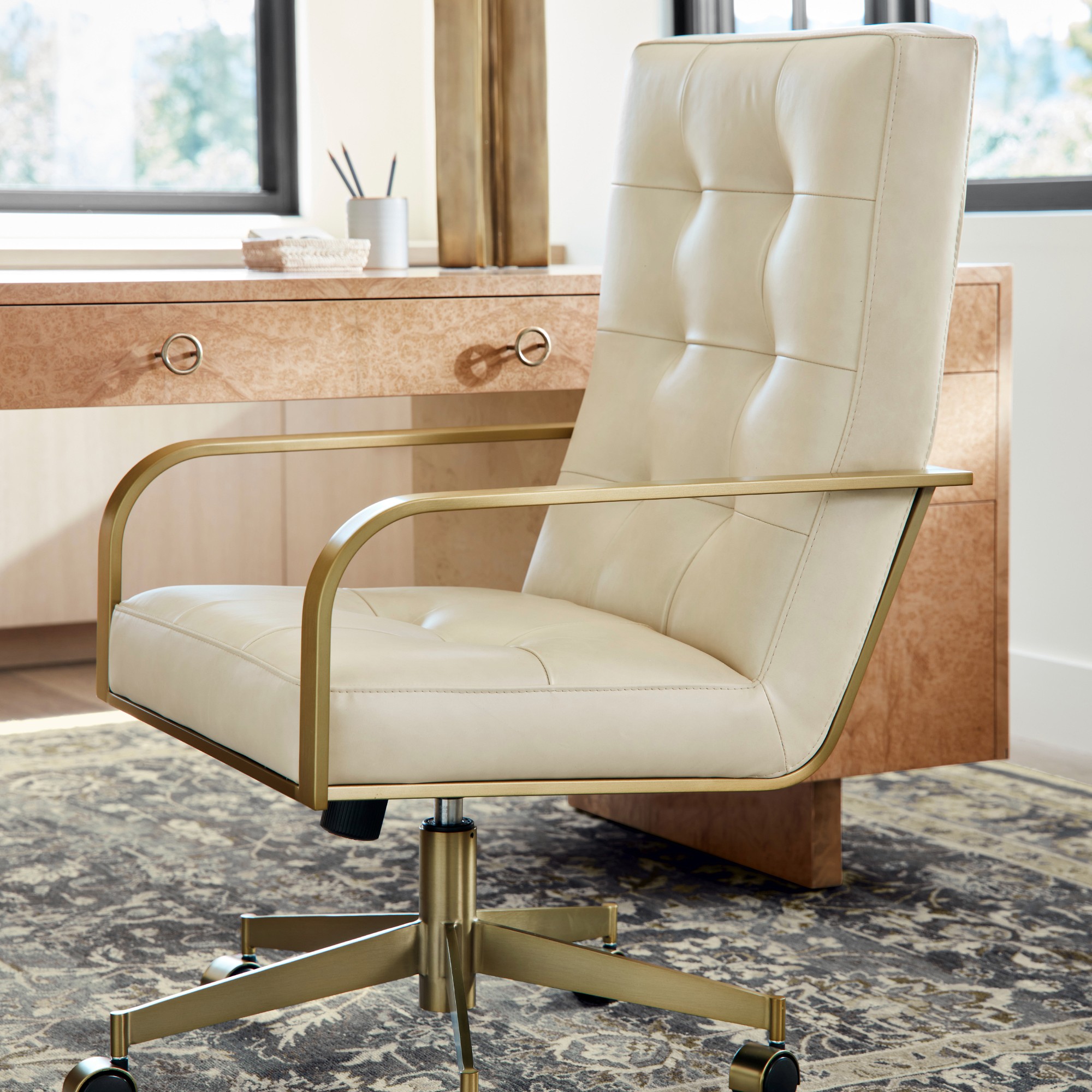 James Swivel Desk Chair