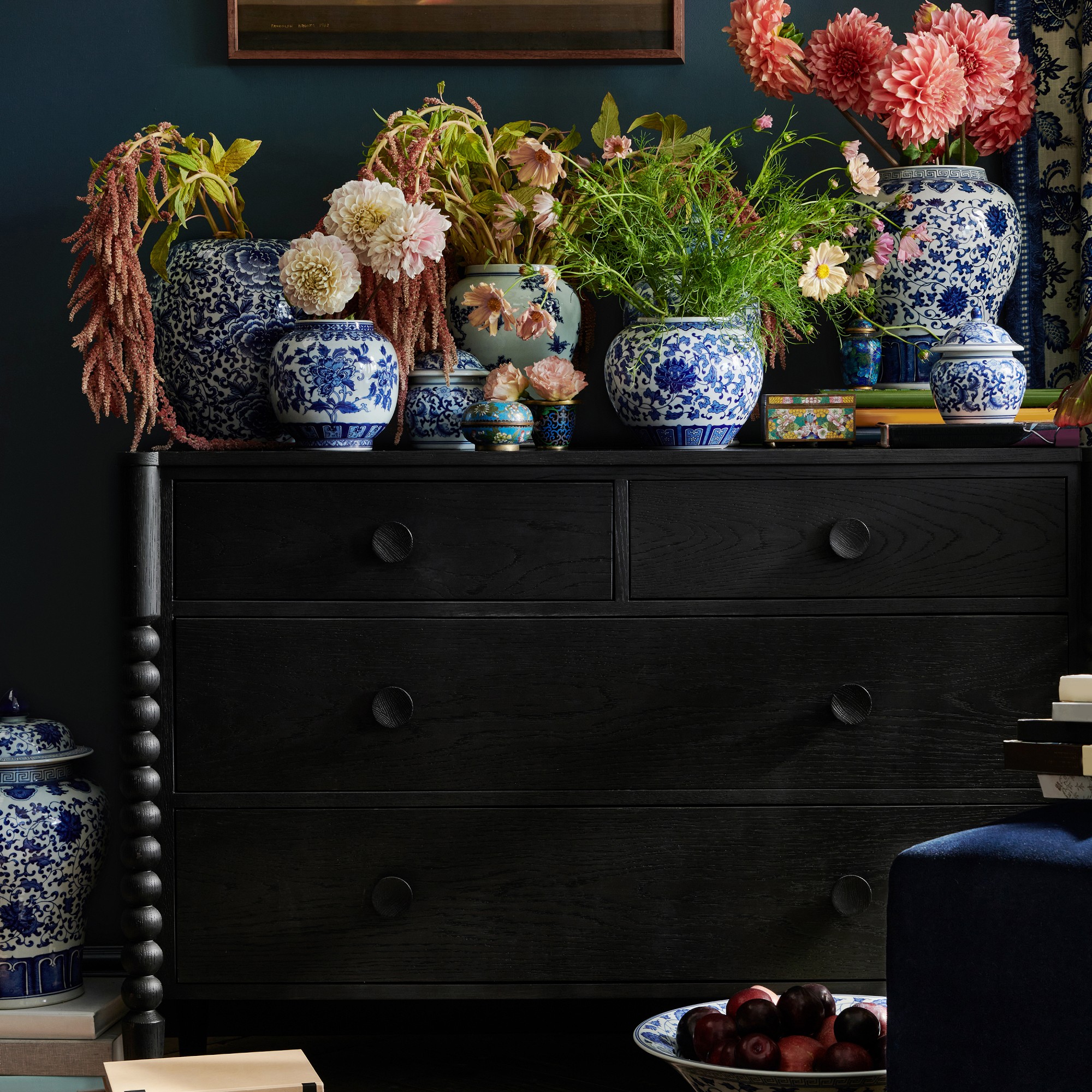 Spindle 4-Drawer Dresser (50)