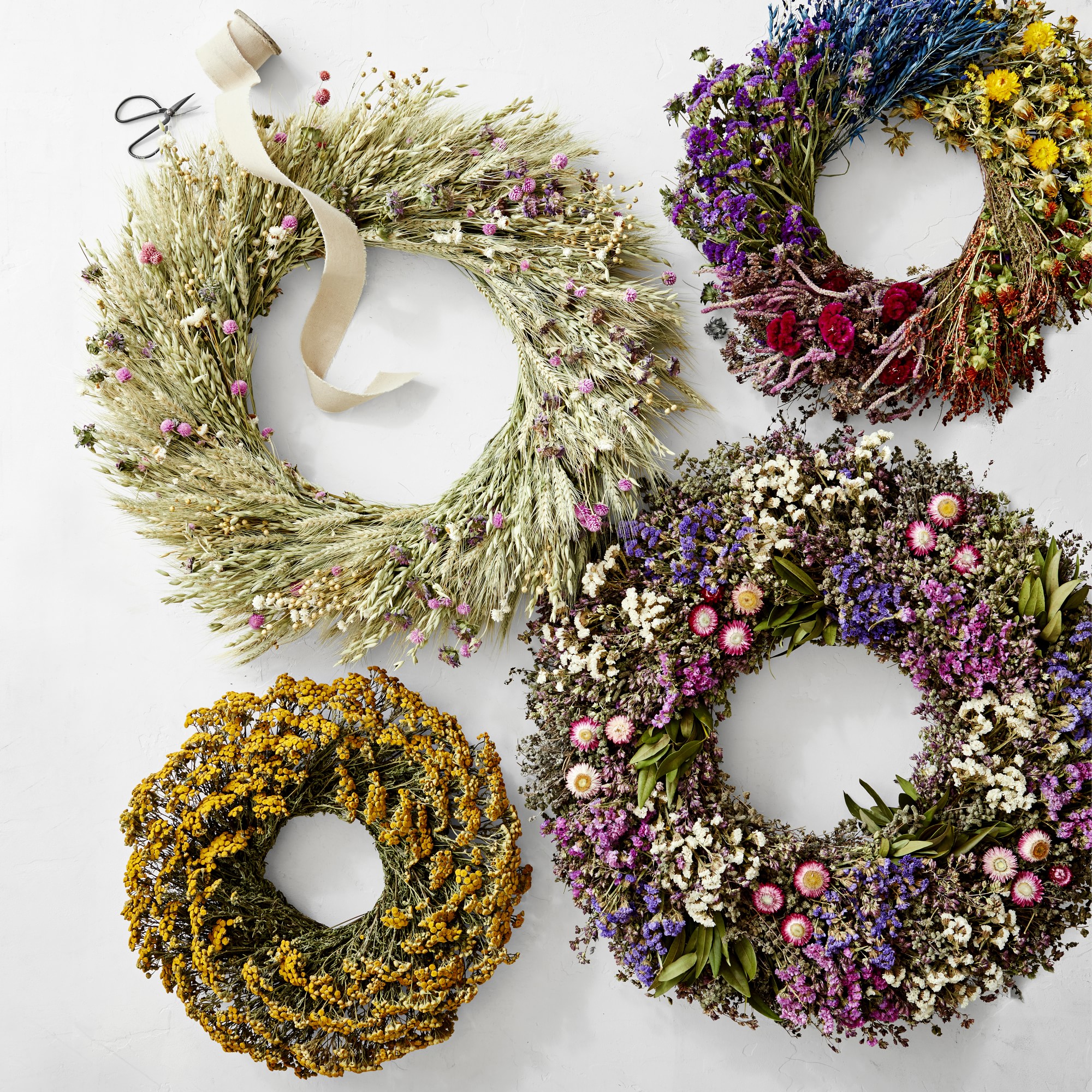 Pink Floral Garden Live Wreath, 30