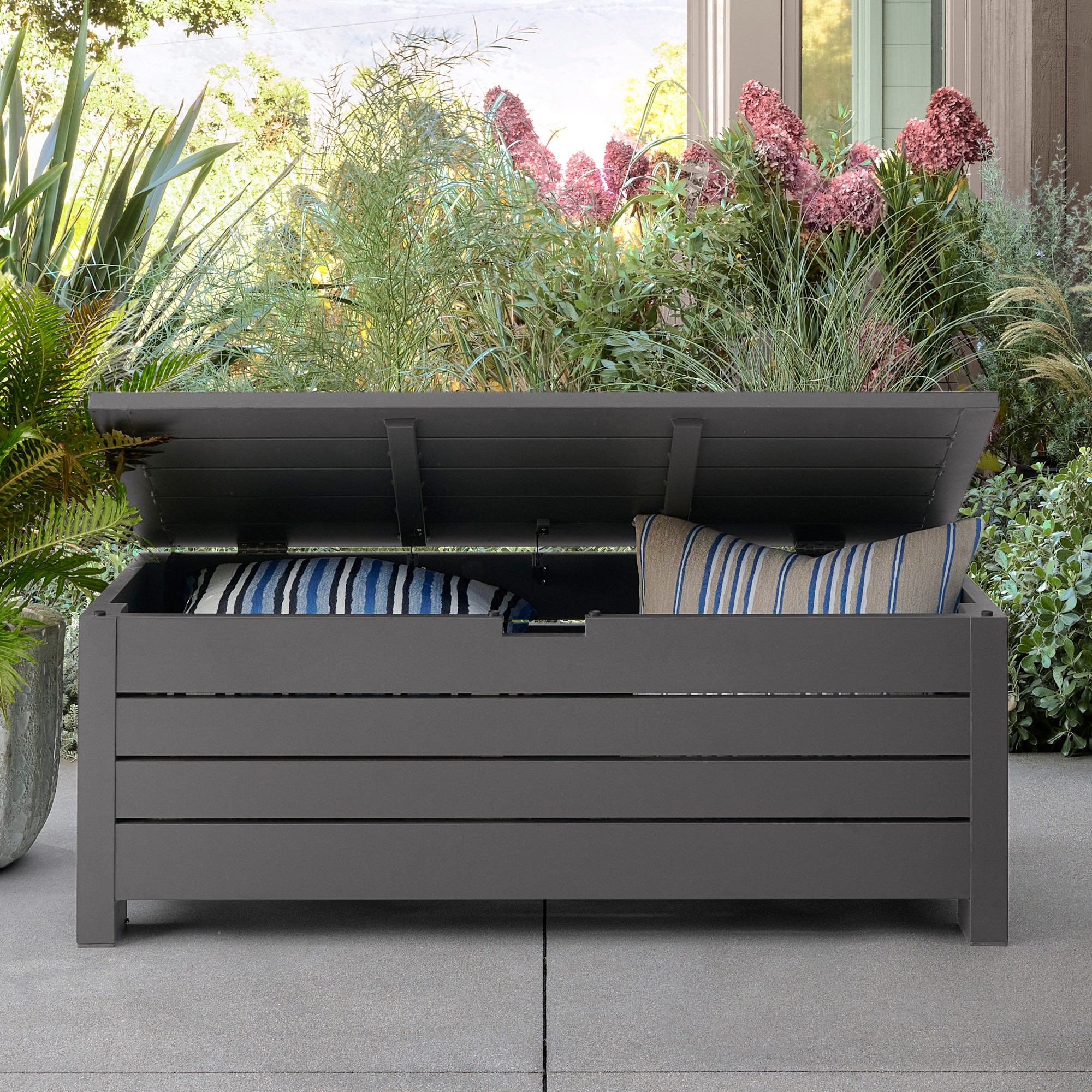 Larnaca Metal Storage Trunk (48)