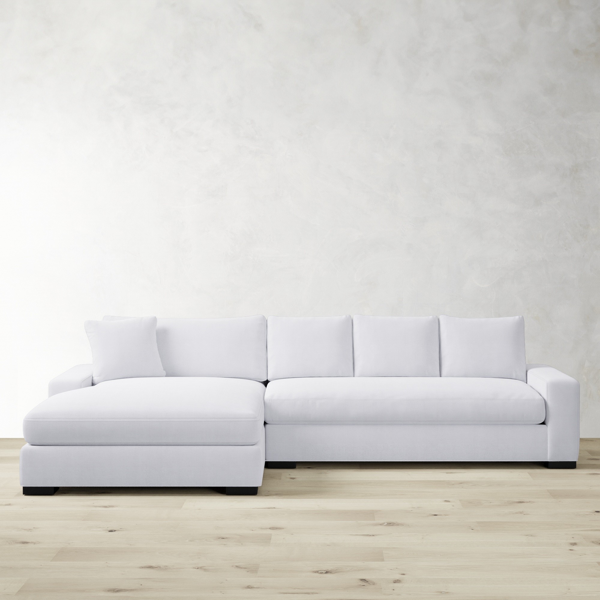 Robertson 2-Piece L-Shape Sectional with Chaise (132)