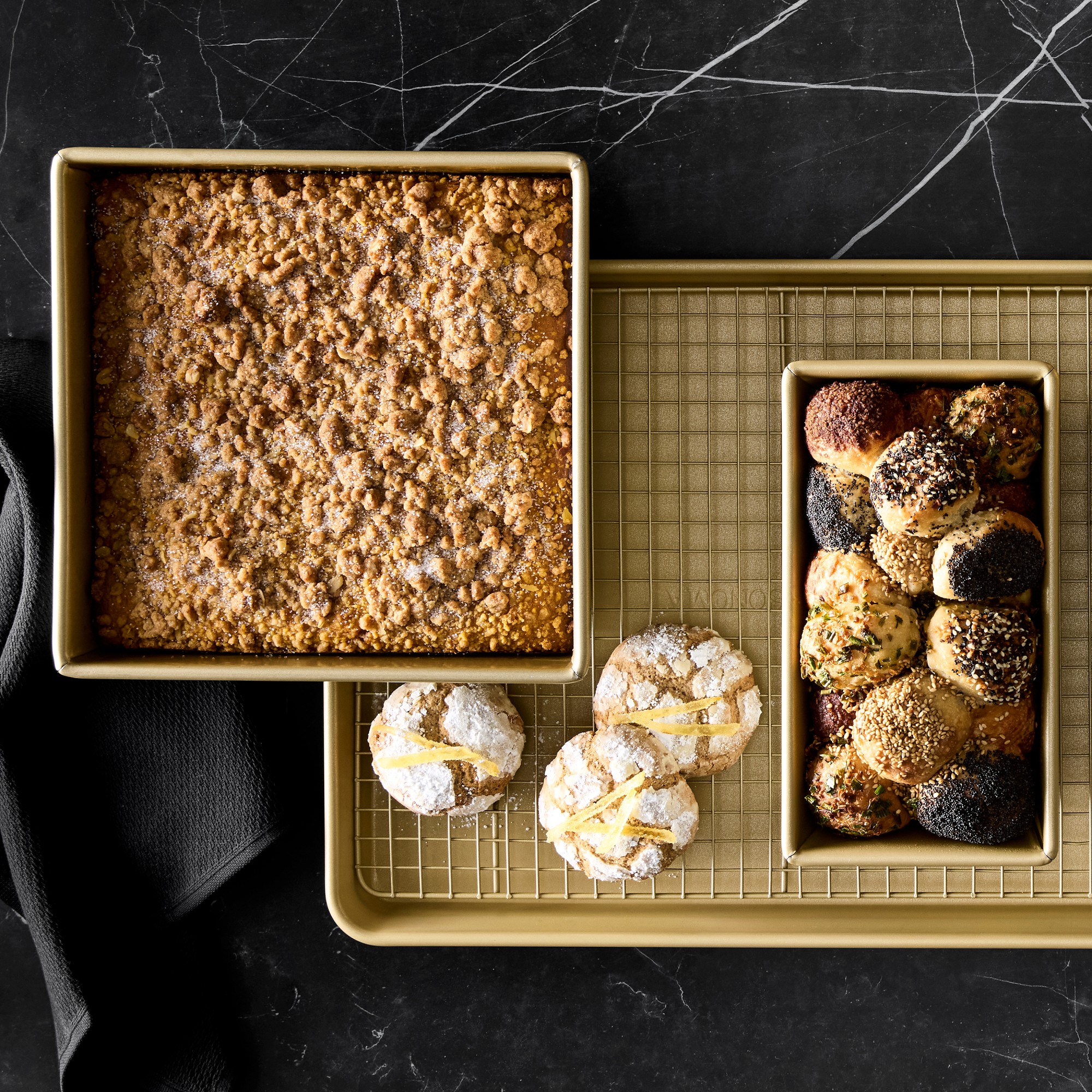 Williams Sonoma Goldtouch® Pro Nonstick Non Corrugated Three Quarter Sheet with Cooling Rack