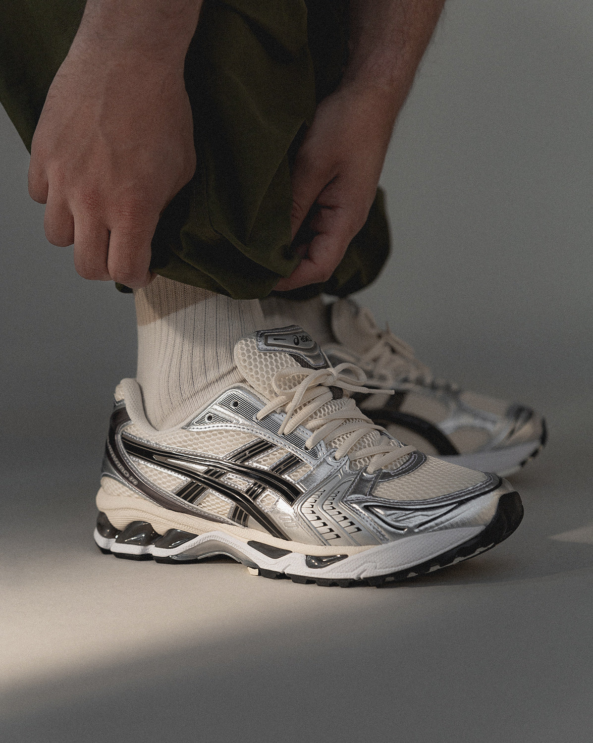 Asics GEL-Kayano 14 Cream / Black