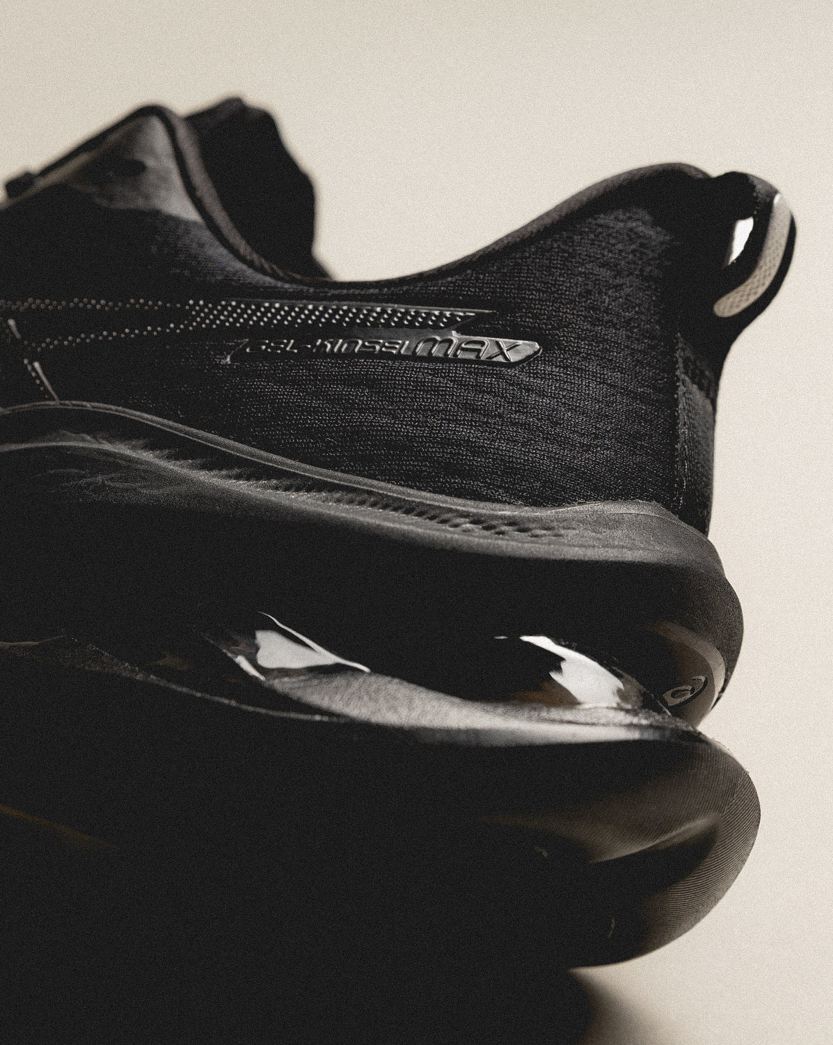 Asics GEL-Kinsei Max