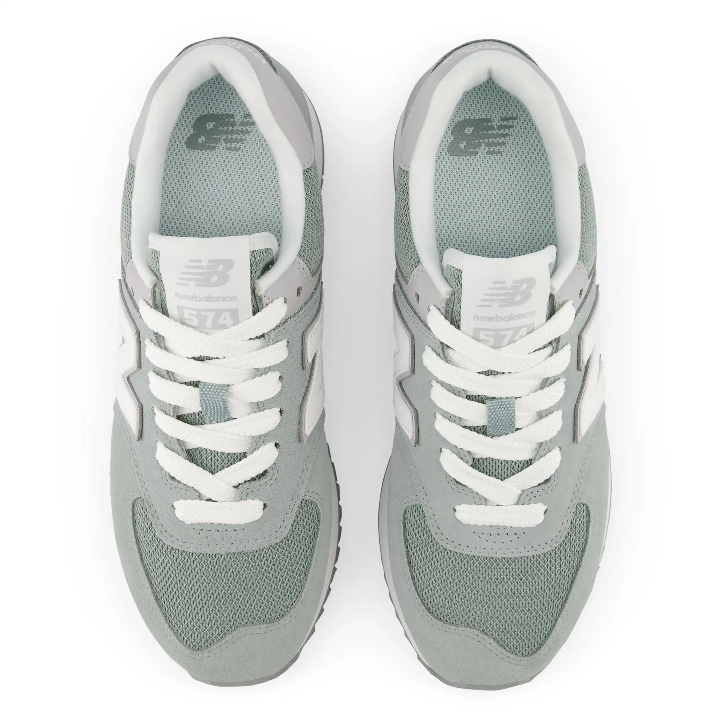 574+ - Juniper with Raincloud and White