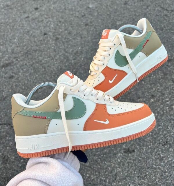 NIKE Air Force 1 07 Low Green White Orange
