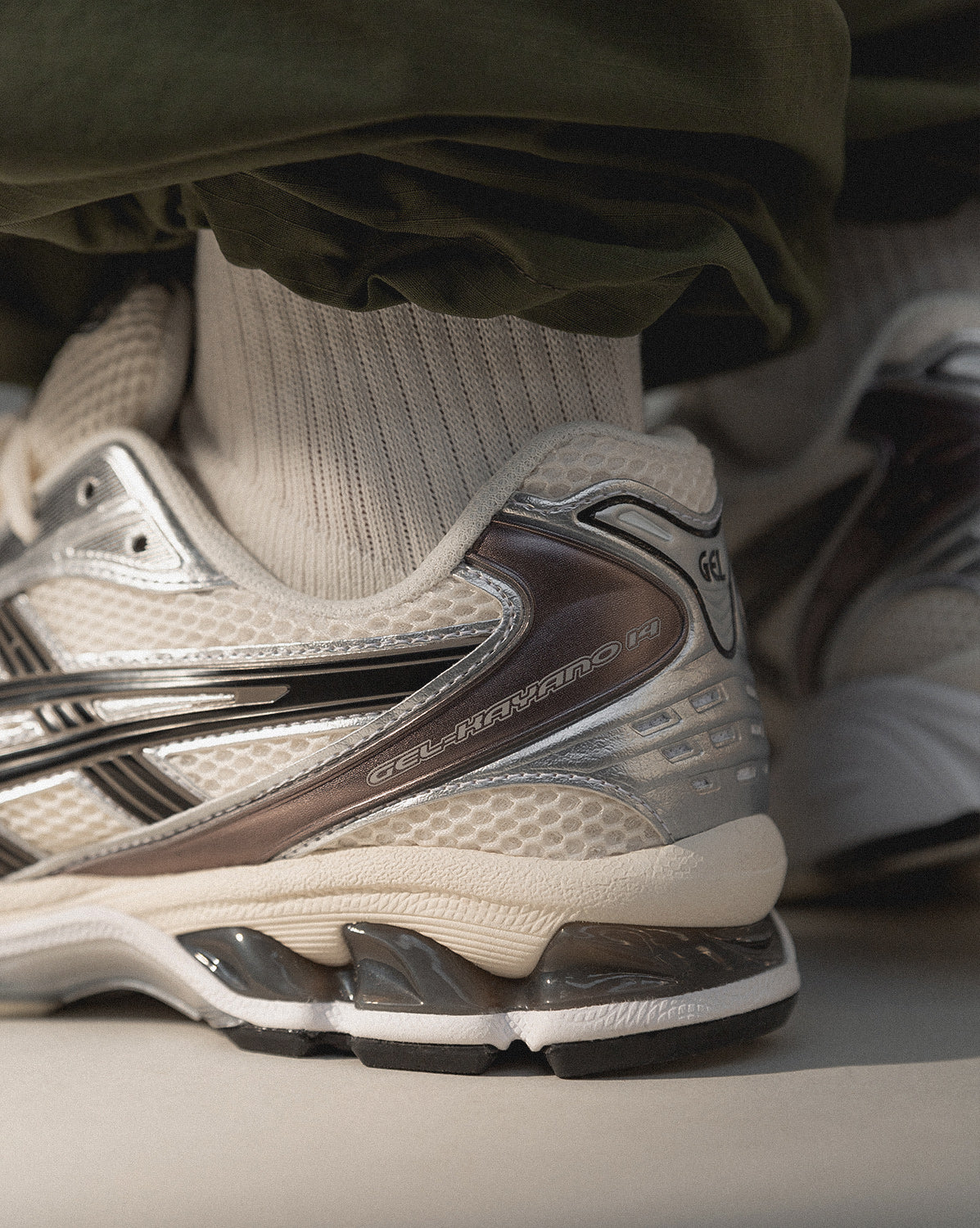 Asics GEL-Kayano 14 Cream / Black
