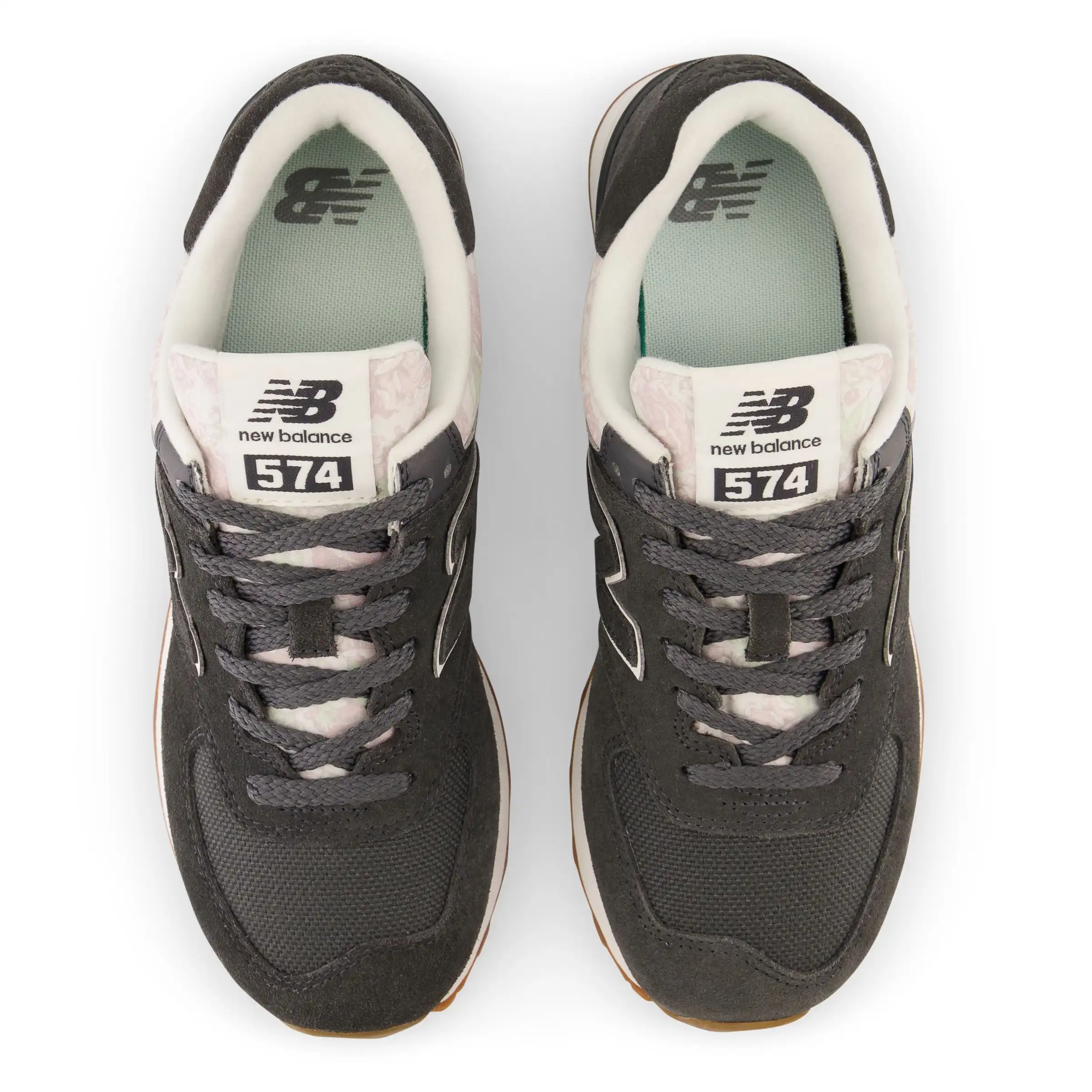 574 - Blacktop with Sea Salt and White