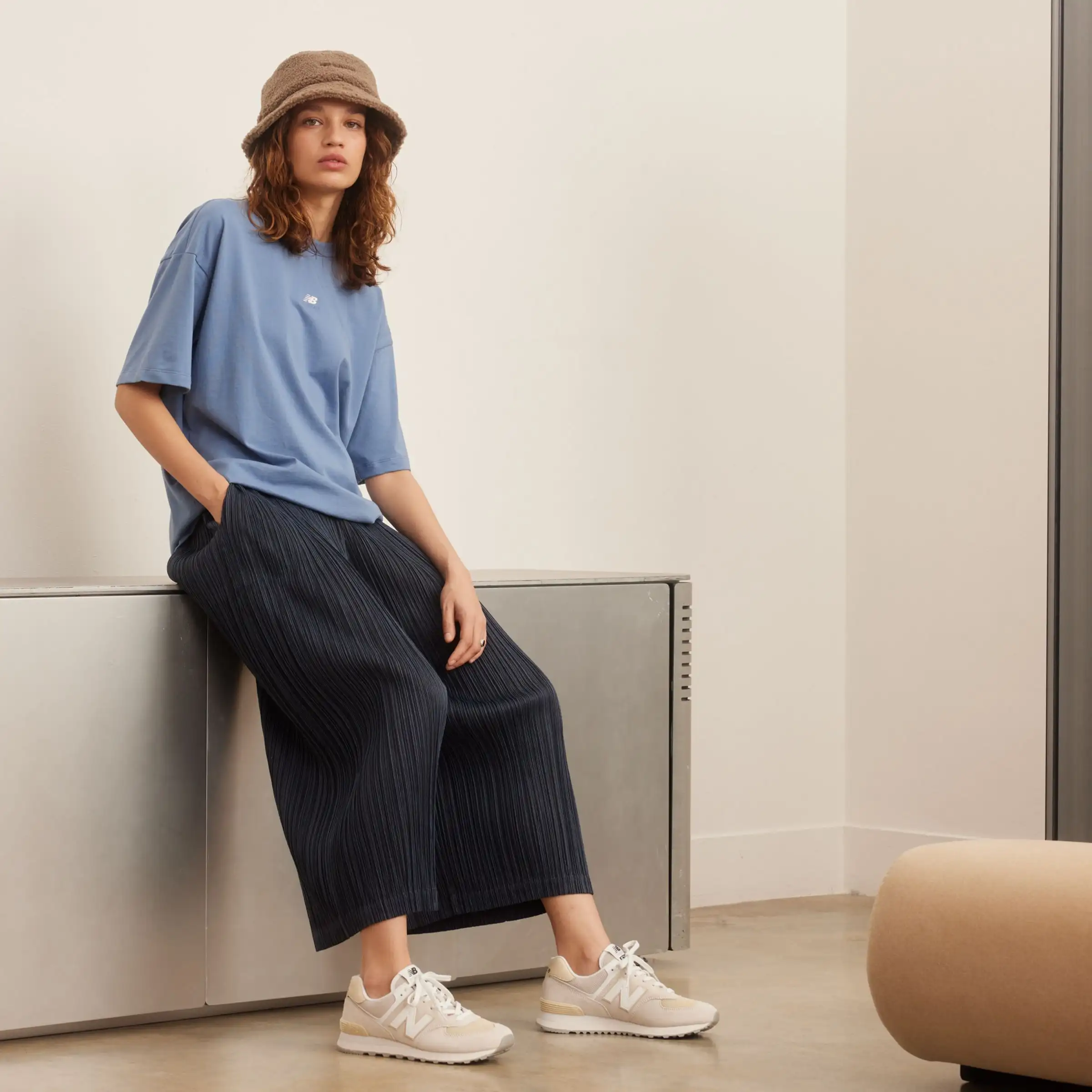 574 - White with Grey