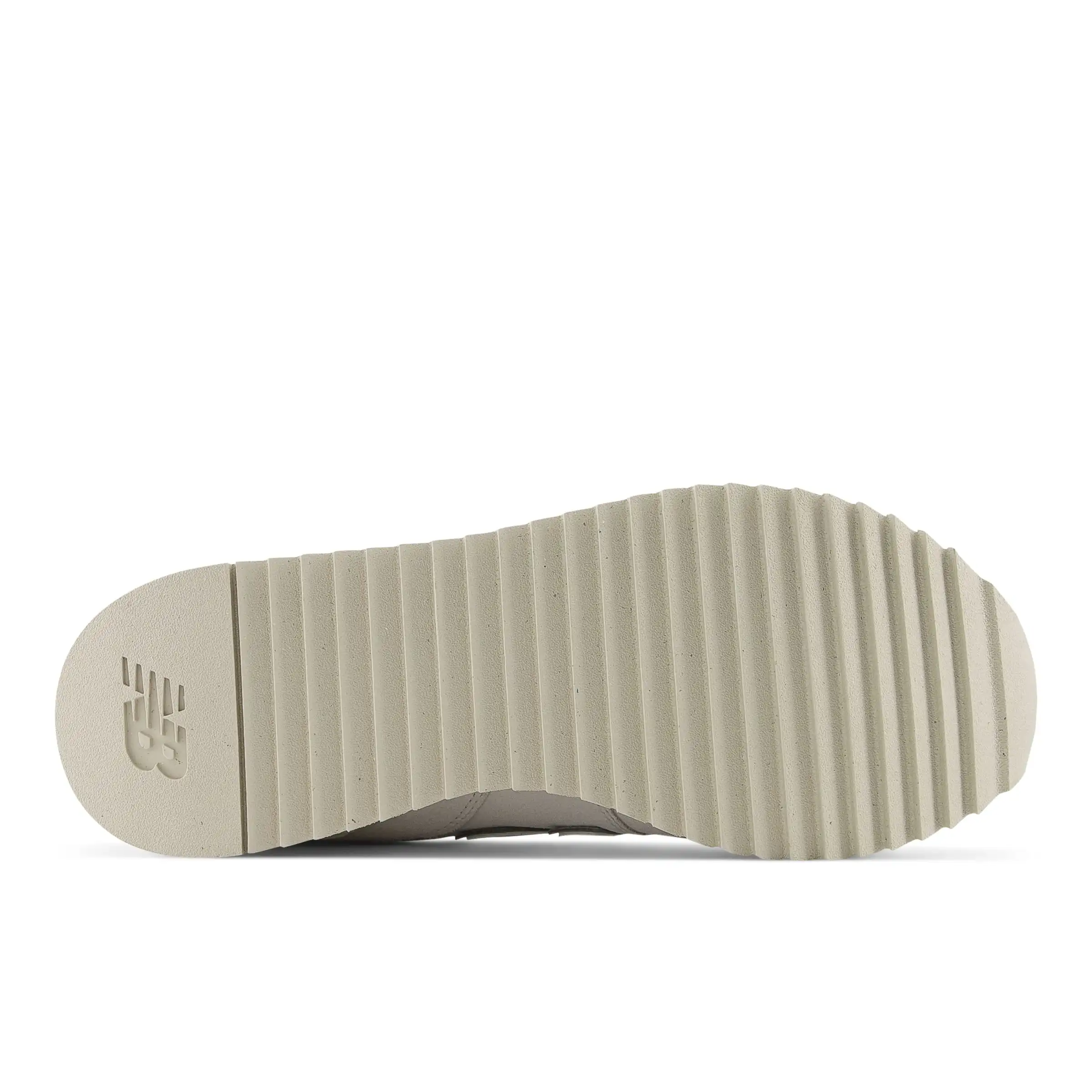 574+ - Sea Salt with Turtledove and White