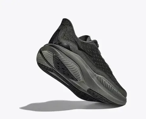 Hoka One One Women's Mach 6 Black / Black