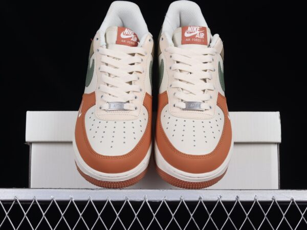 NIKE Air Force 1 07 Low Green White Orange