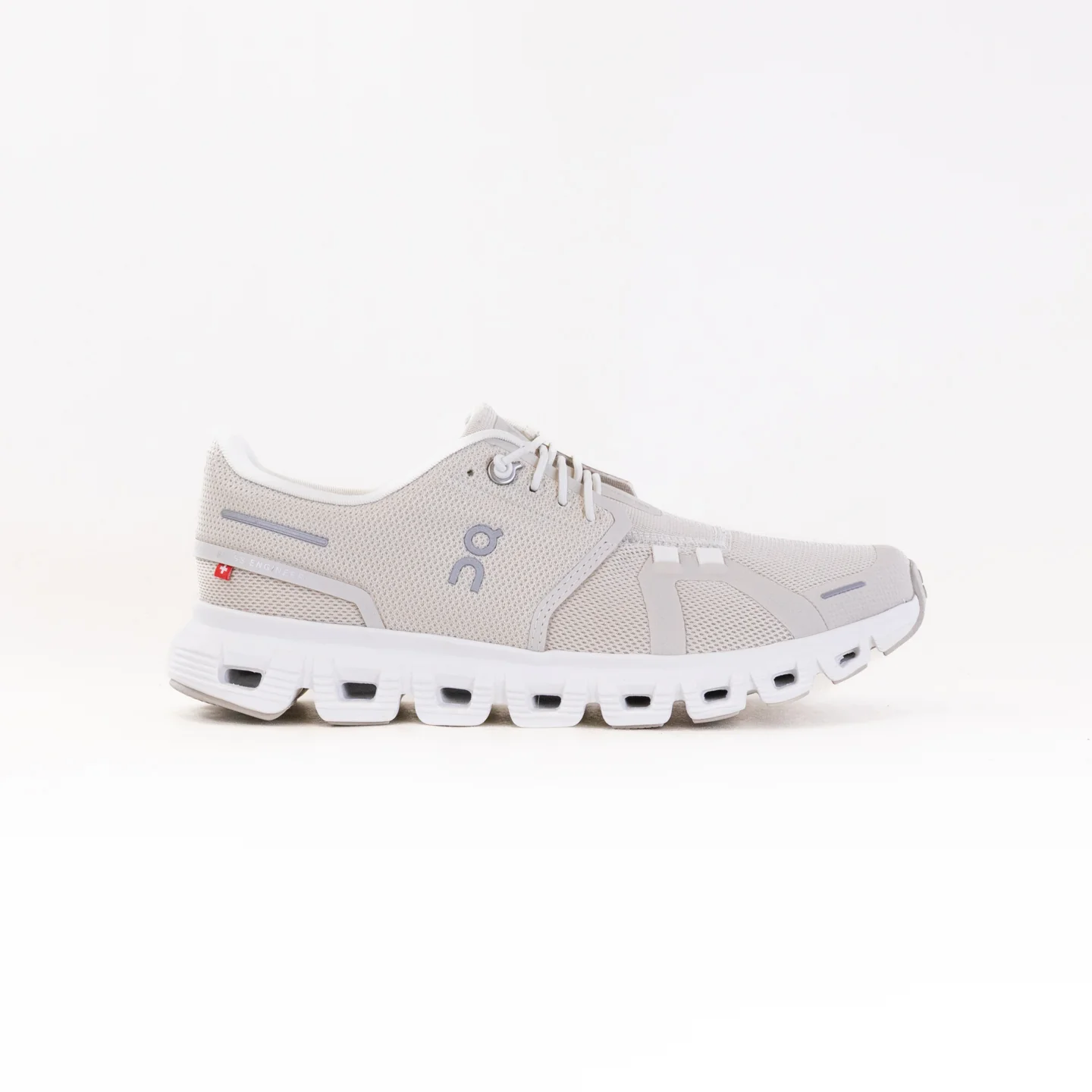 On Cloud 6 (Women's) - Pearl/White