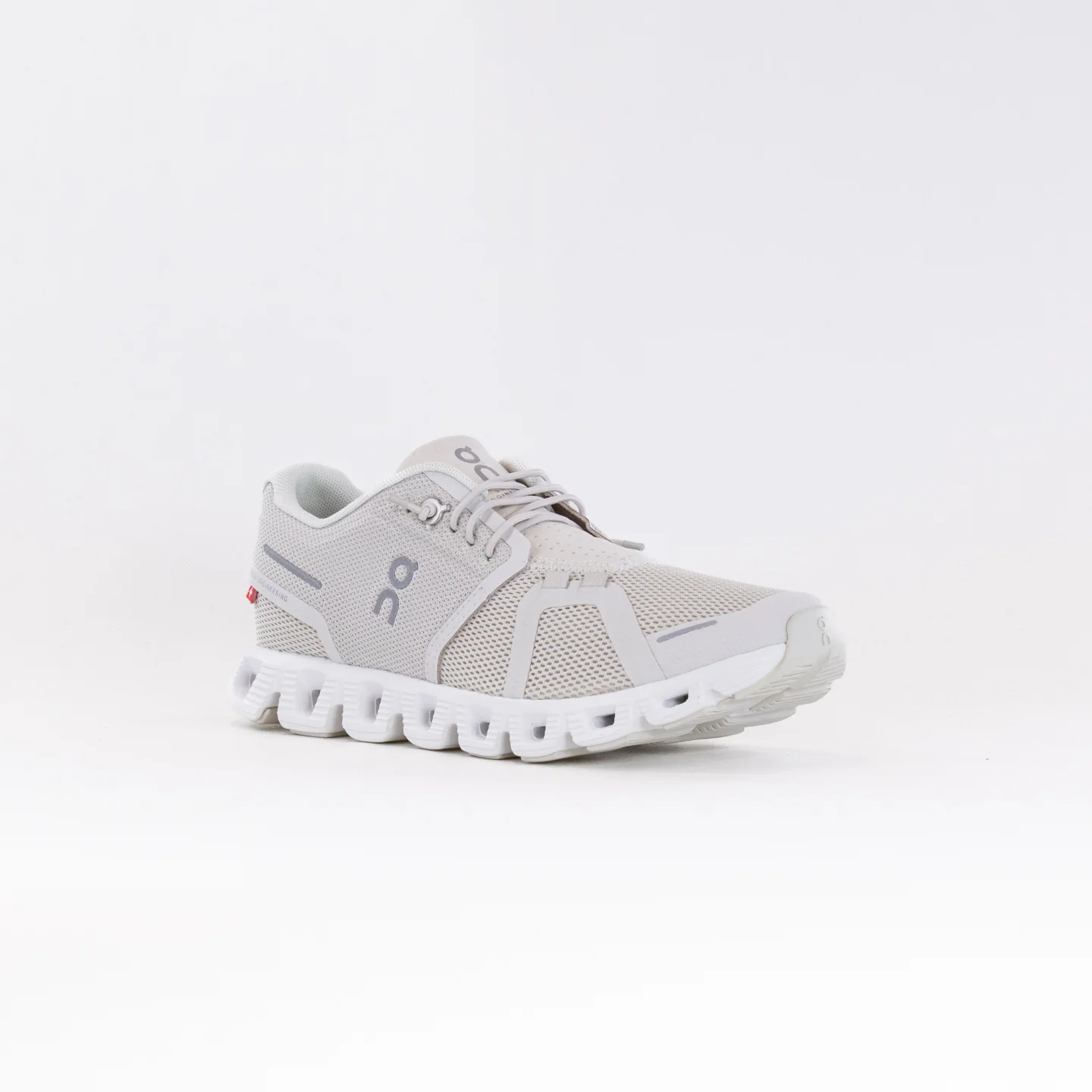 On Cloud 5 (Women's) - Pearl/White
