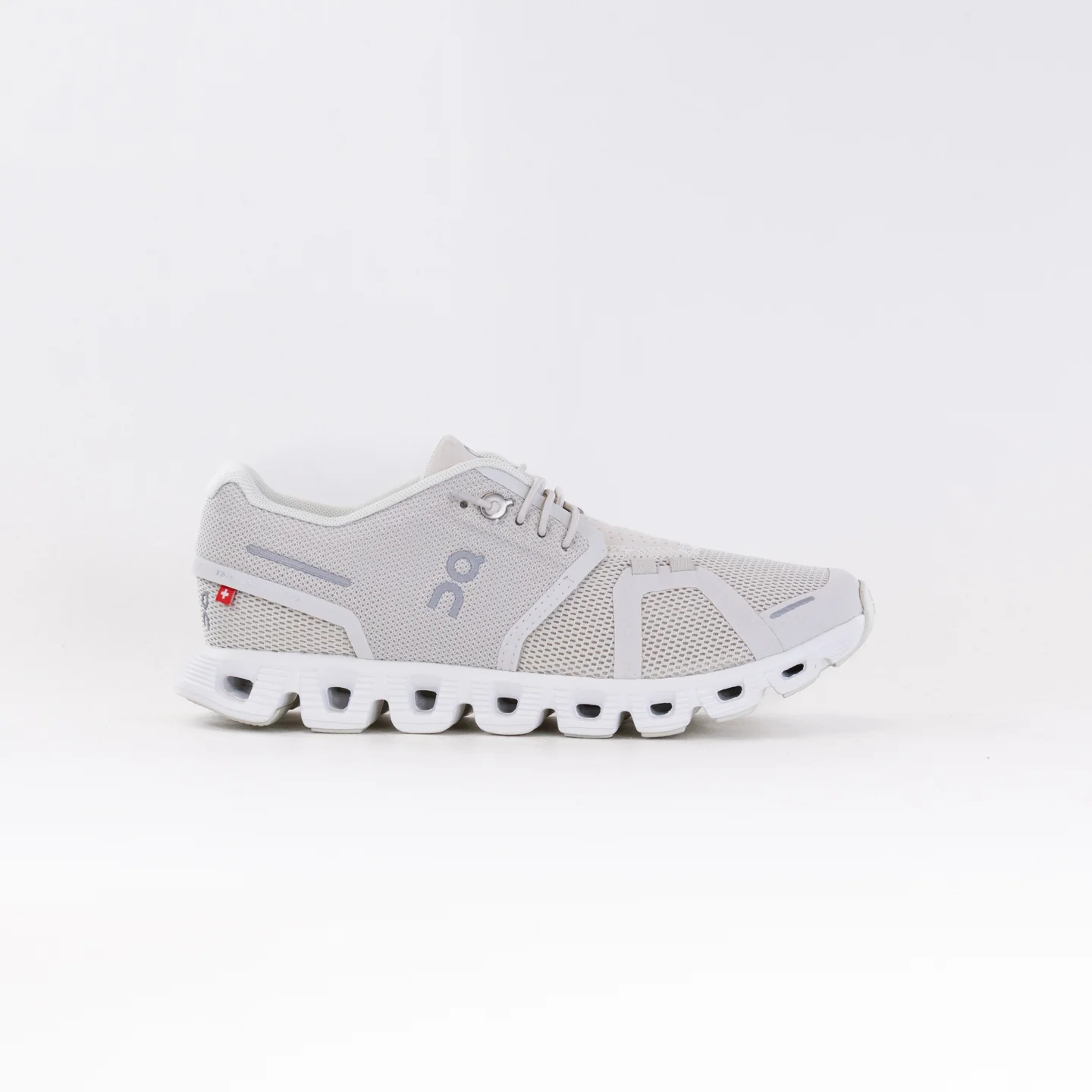 On Cloud 5 (Women's) - Pearl/White