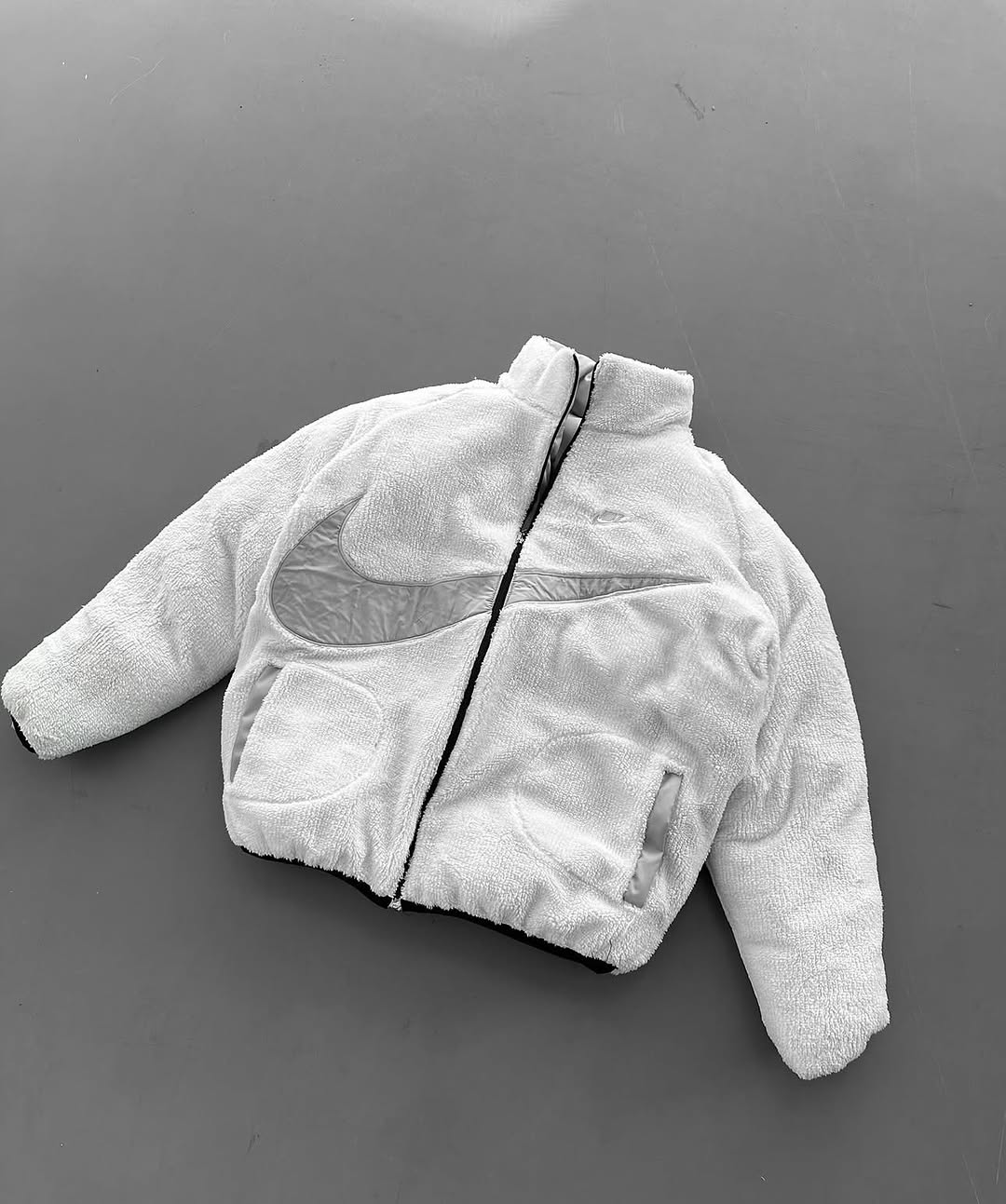 Nike stand-up collar warm jacket (Reversible)
