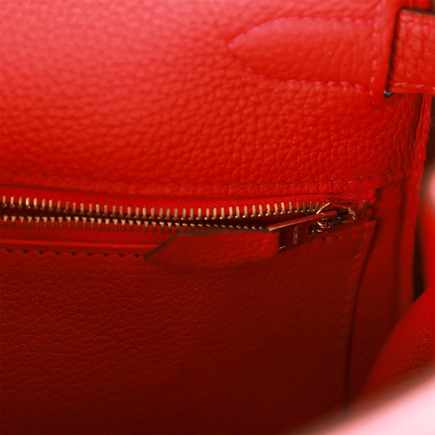 Her Kelly Retourne 28 Rouge Casaque Togo Gold Hardware
