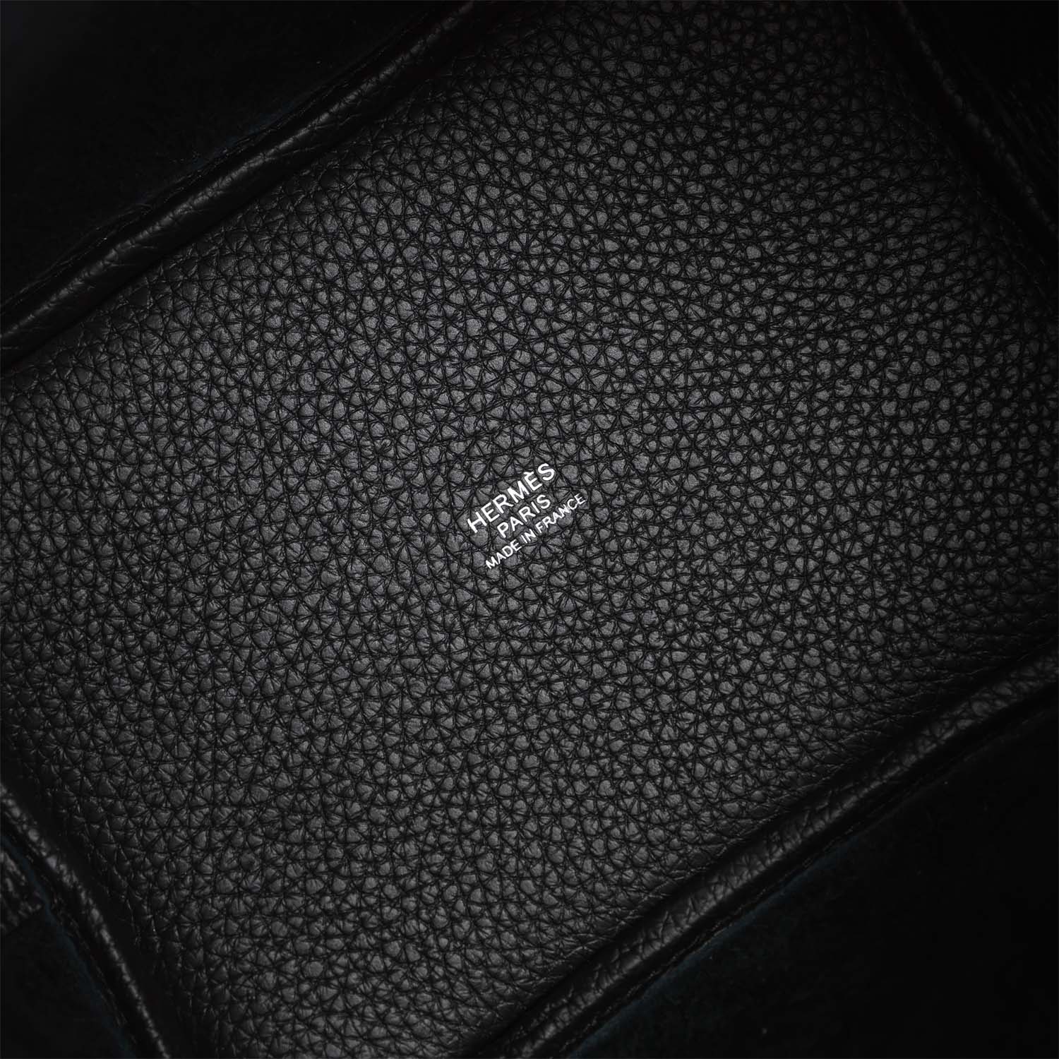 Her Picotin Lock 18 Black Clemence Palladium Hardware