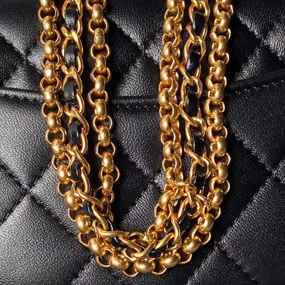 CHANEL Mini flap bag Polished lambskin with gold coloured metal black-AS4972