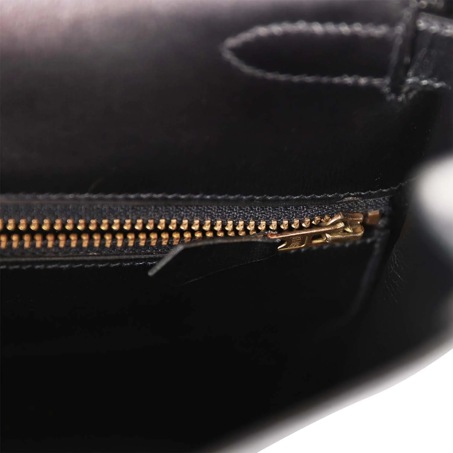 Her Kelly 35 Retourne Black Box Gold Hardware
