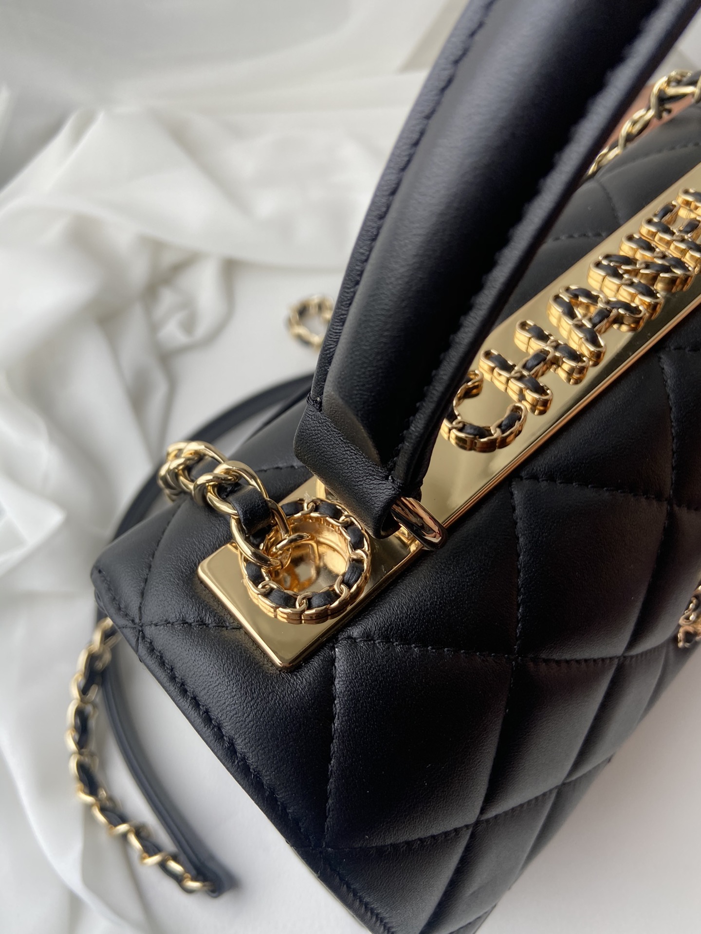 CHANEL Flap Bag With Top Handle Lambskin Black-A92236