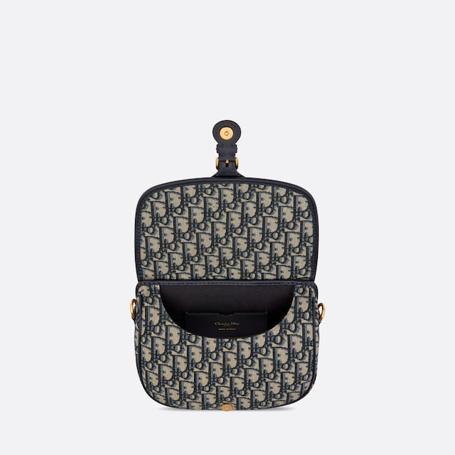 MEDIUM  BOBBY BAG