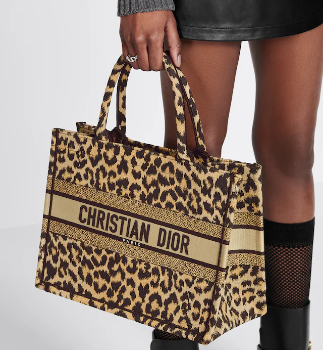 MEDIUM  BOOK TOTE