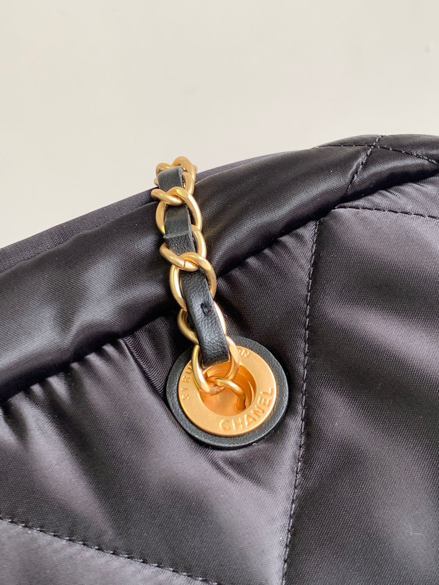 CHANEL Large Bowling Bag Satin and gold metal black-AS4776
