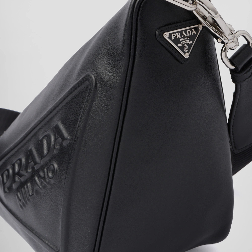Triangle leather shoulder bag